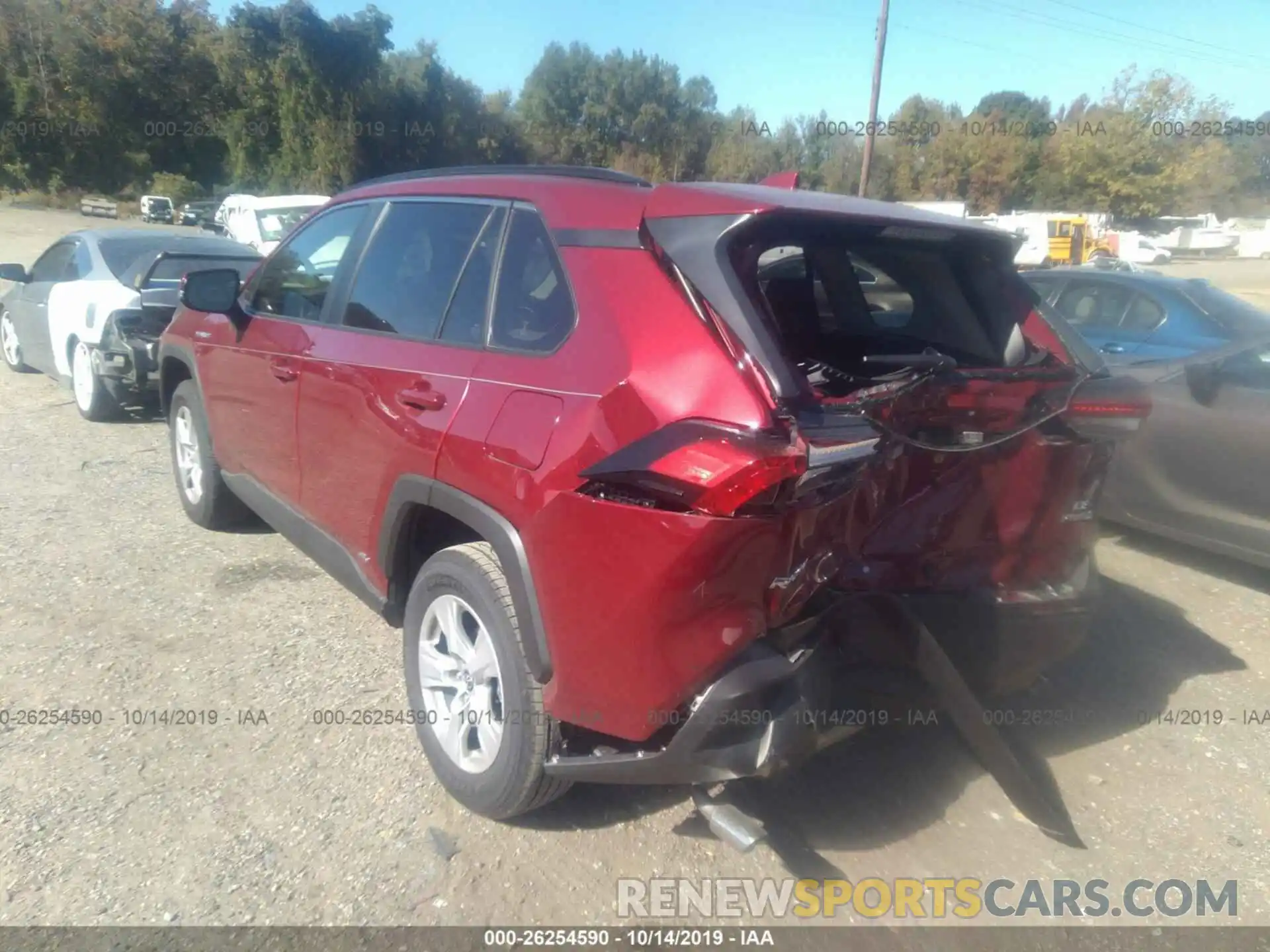 3 Photograph of a damaged car JTMMWRFV4KD027365 TOYOTA RAV4 2019