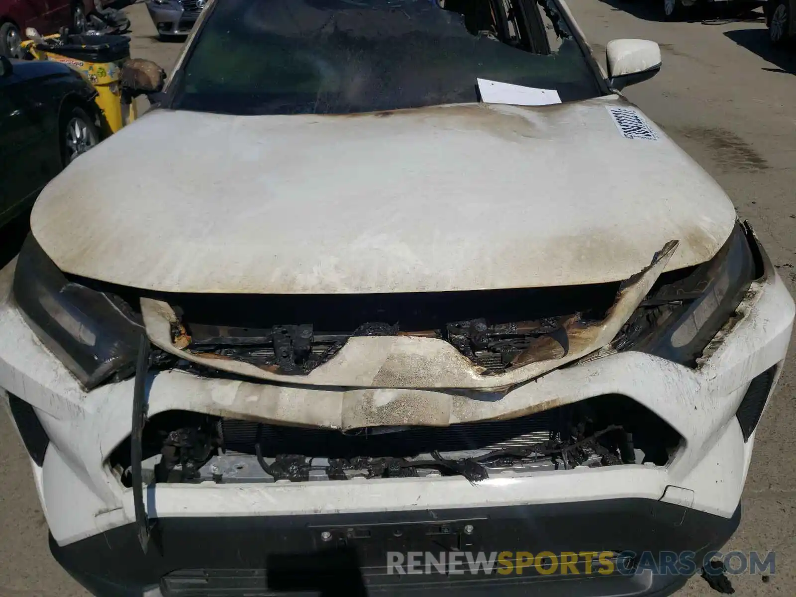 7 Photograph of a damaged car JTMMWRFV4KD506045 TOYOTA RAV4 2019