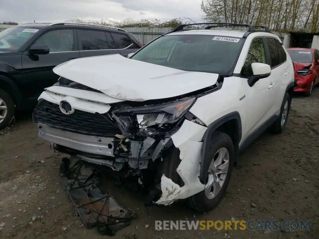 2 Photograph of a damaged car JTMMWRFV5KD011577 TOYOTA RAV4 2019