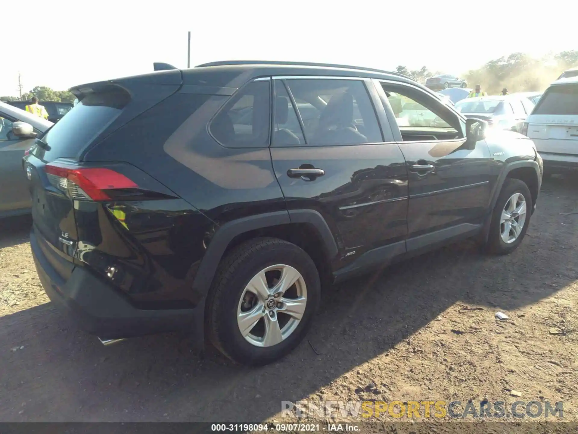 4 Фотография поврежденного автомобиля JTMMWRFV5KD014544 TOYOTA RAV4 2019