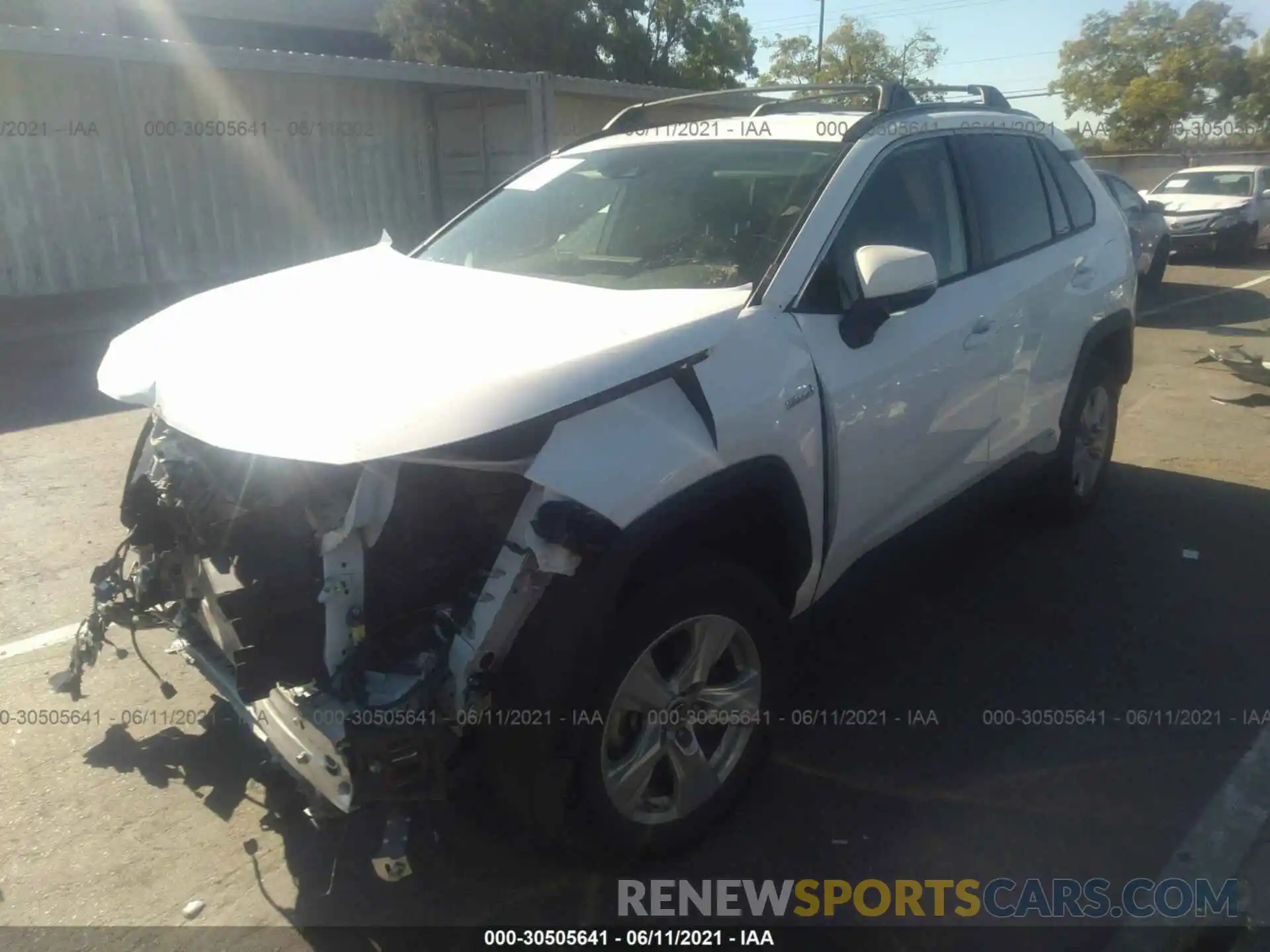 2 Photograph of a damaged car JTMMWRFV5KD018755 TOYOTA RAV4 2019