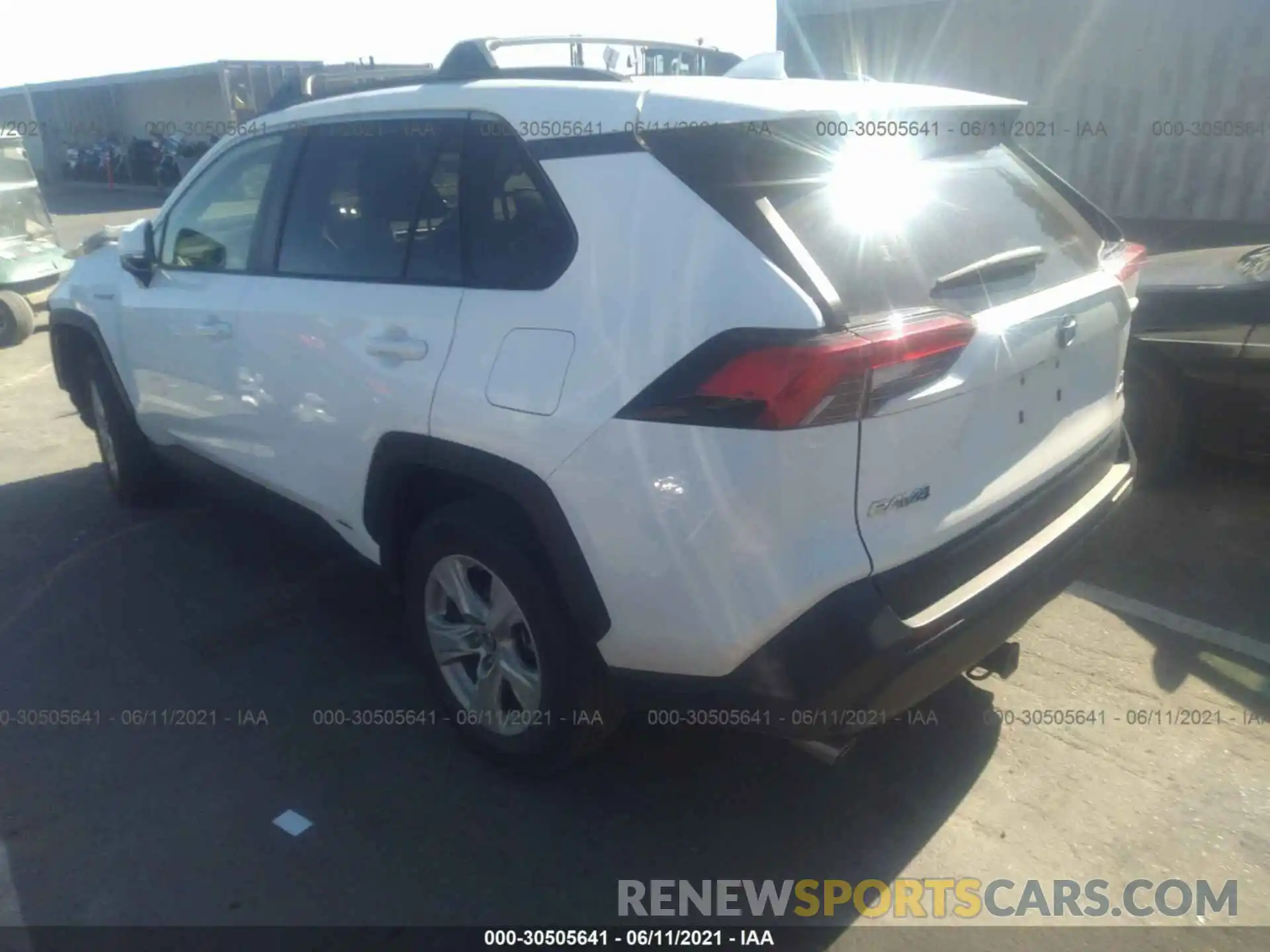 3 Photograph of a damaged car JTMMWRFV5KD018755 TOYOTA RAV4 2019