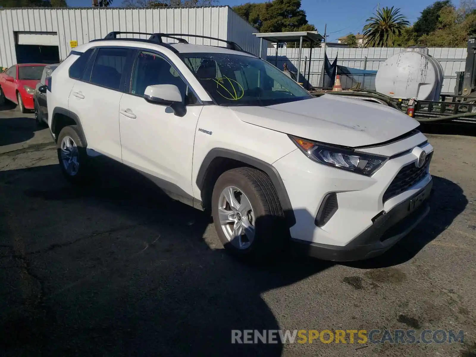 1 Photograph of a damaged car JTMMWRFV5KD024393 TOYOTA RAV4 2019