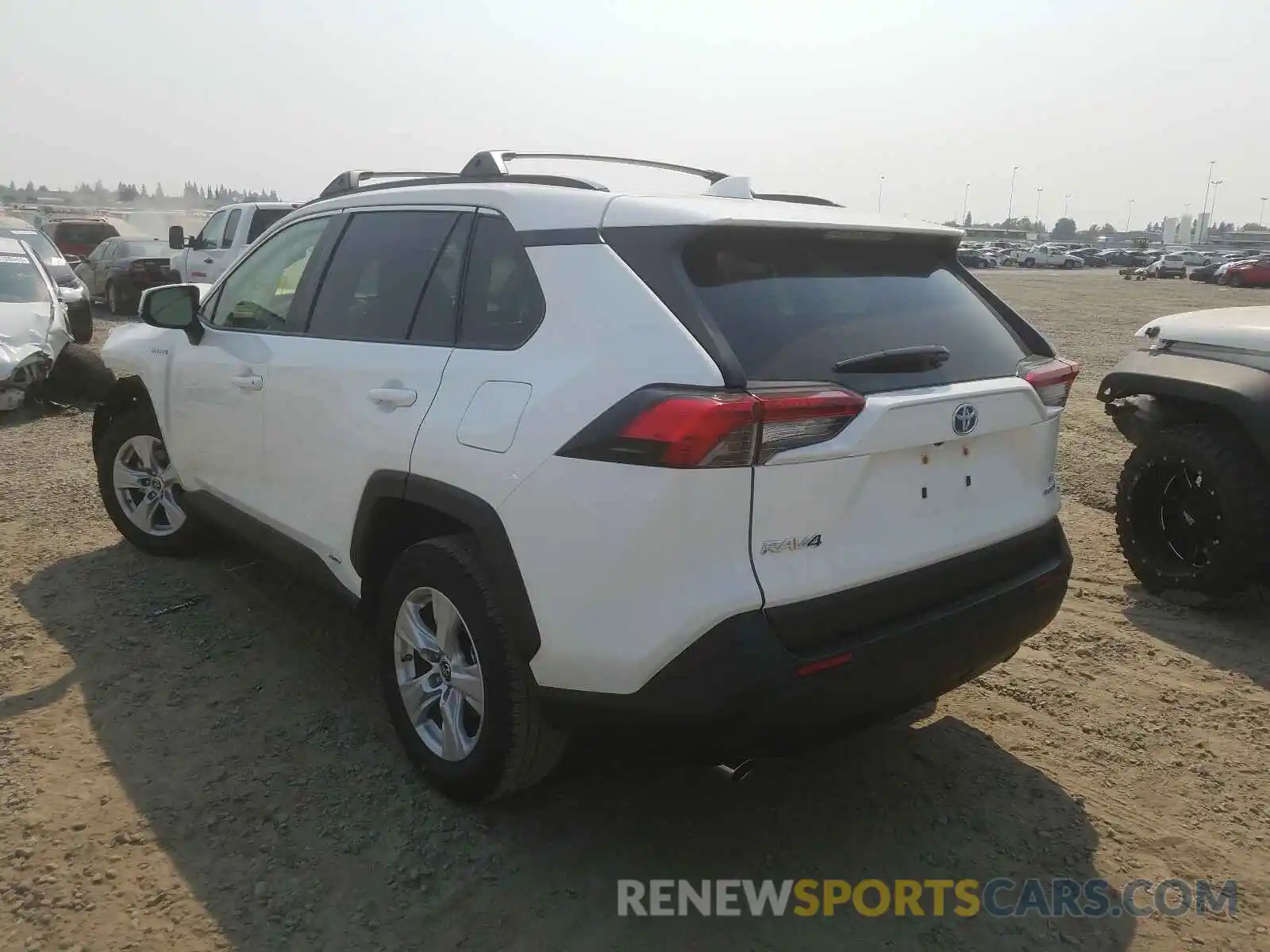 3 Photograph of a damaged car JTMMWRFV5KD030890 TOYOTA RAV4 2019