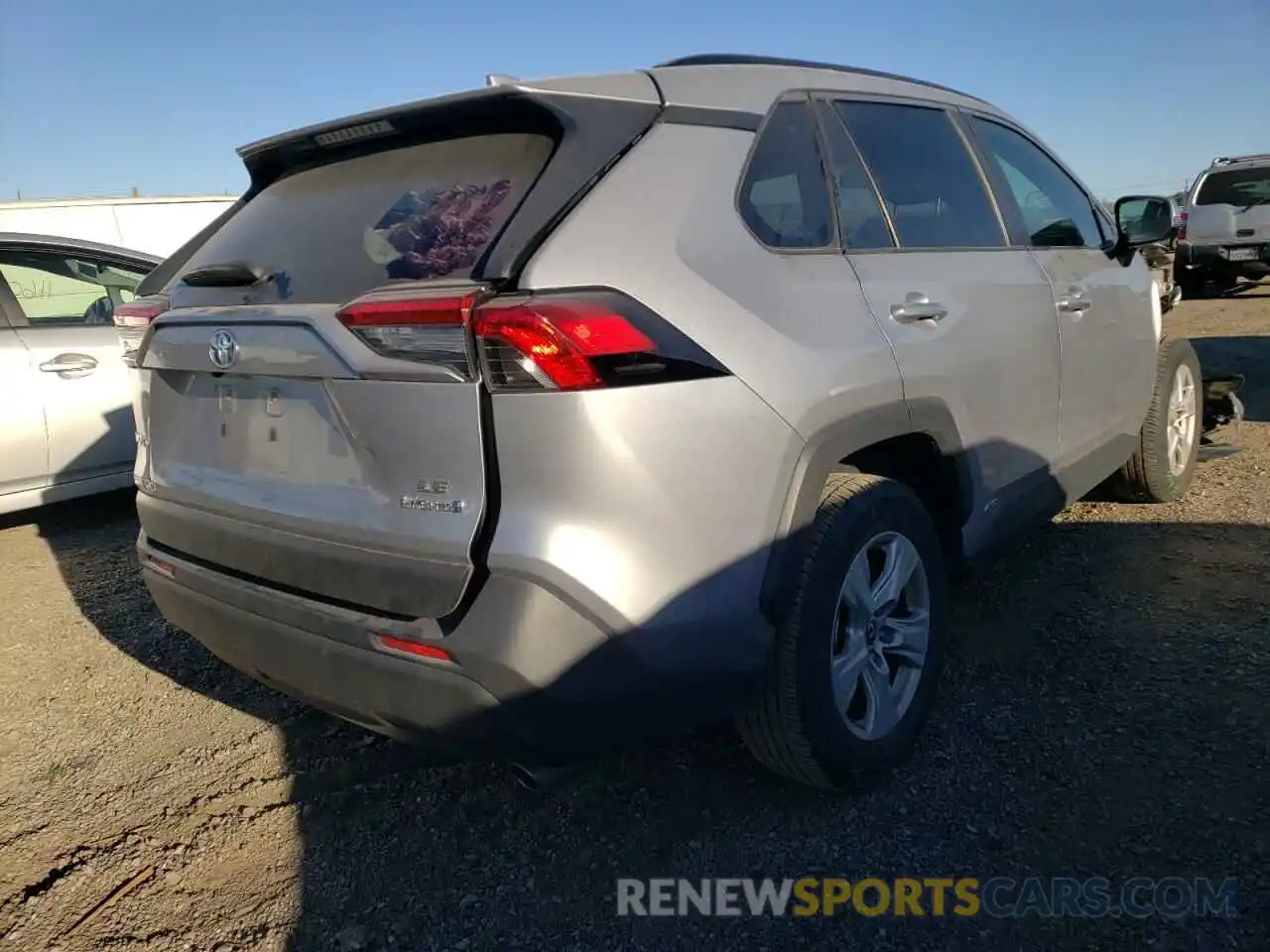 4 Photograph of a damaged car JTMMWRFV5KD031103 TOYOTA RAV4 2019