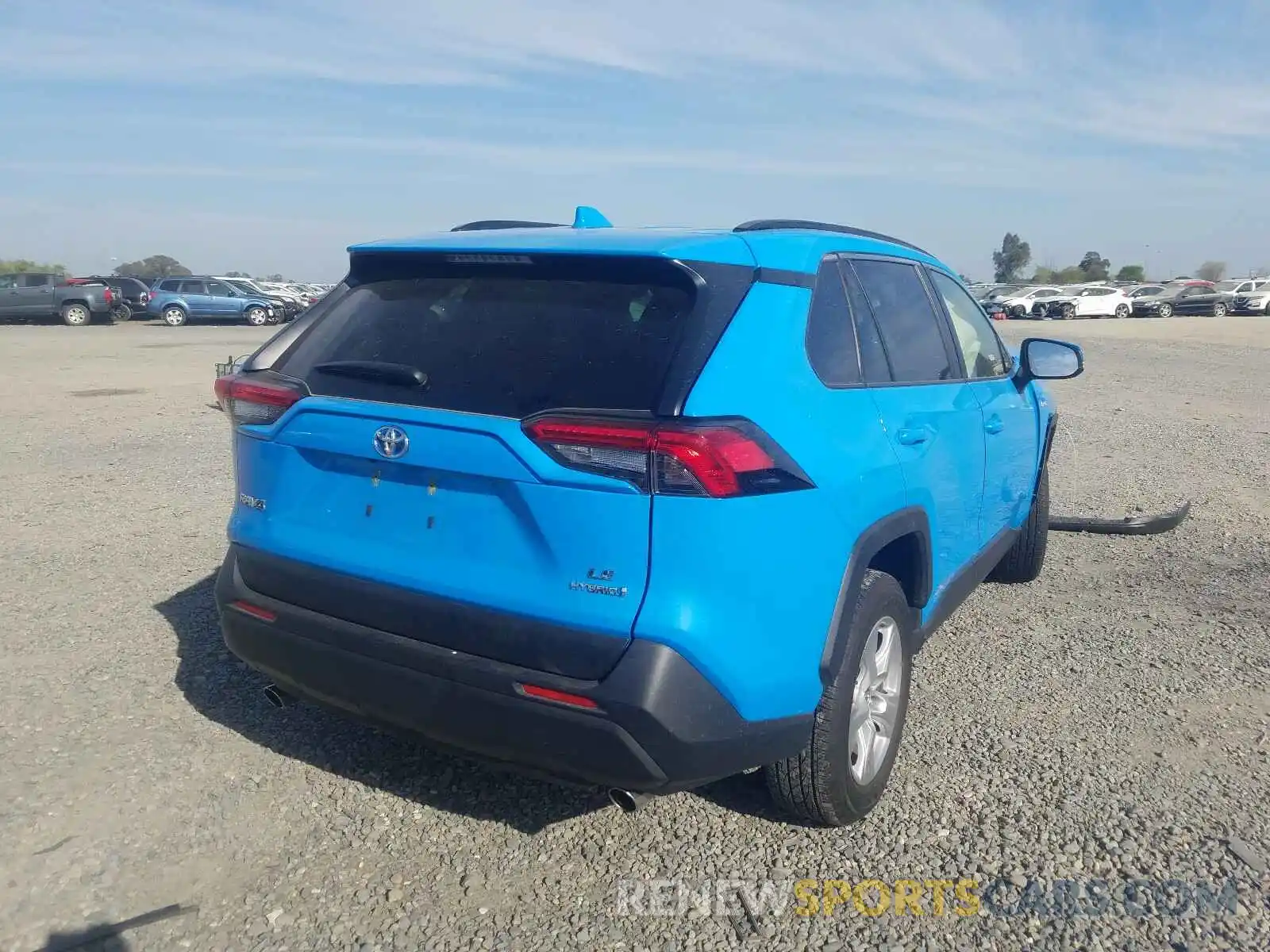 4 Photograph of a damaged car JTMMWRFV5KJ006333 TOYOTA RAV4 2019