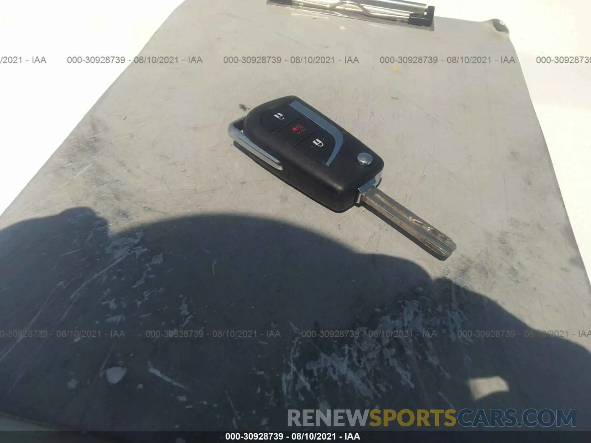 11 Photograph of a damaged car JTMMWRFV6KD027531 TOYOTA RAV4 2019