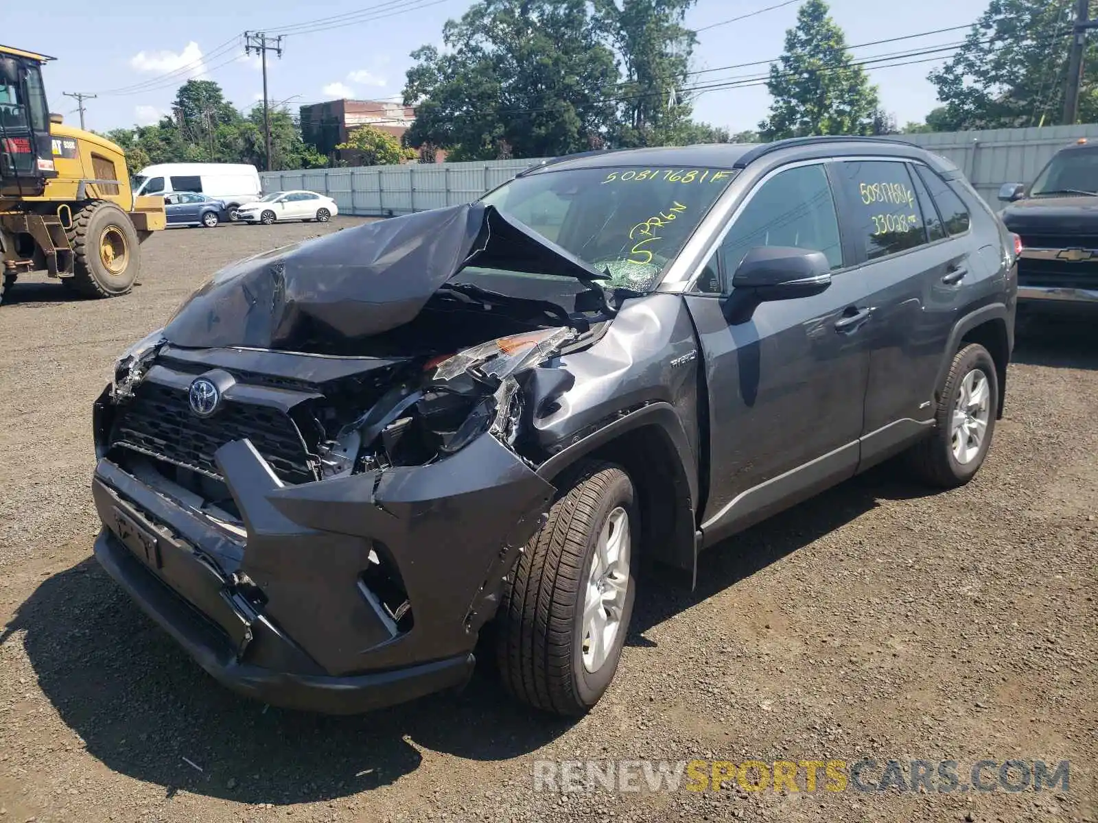 2 Photograph of a damaged car JTMMWRFV6KD033183 TOYOTA RAV4 2019