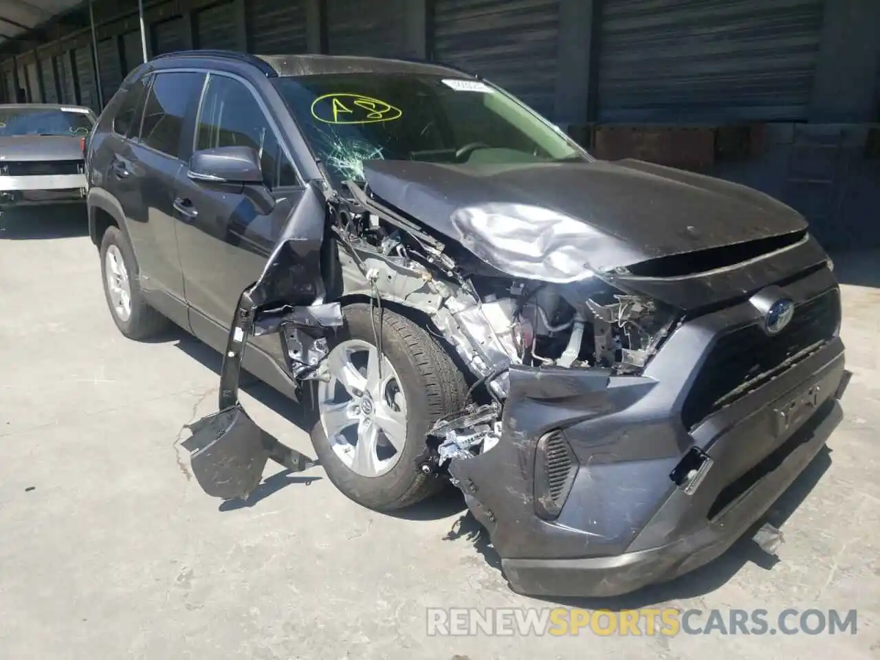 9 Photograph of a damaged car JTMMWRFV7KD007661 TOYOTA RAV4 2019