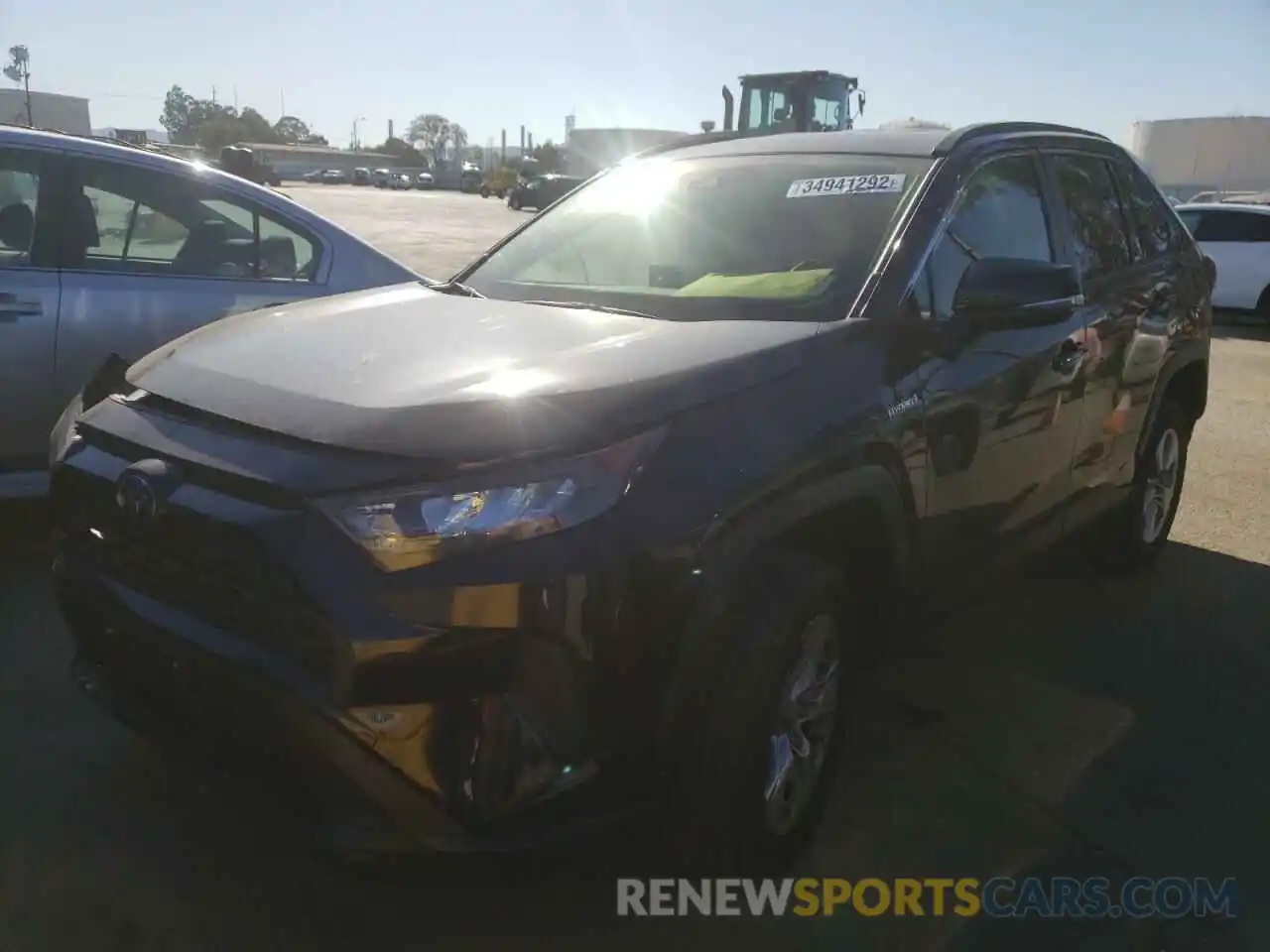 2 Фотография поврежденного автомобиля JTMMWRFV7KD017560 TOYOTA RAV4 2019