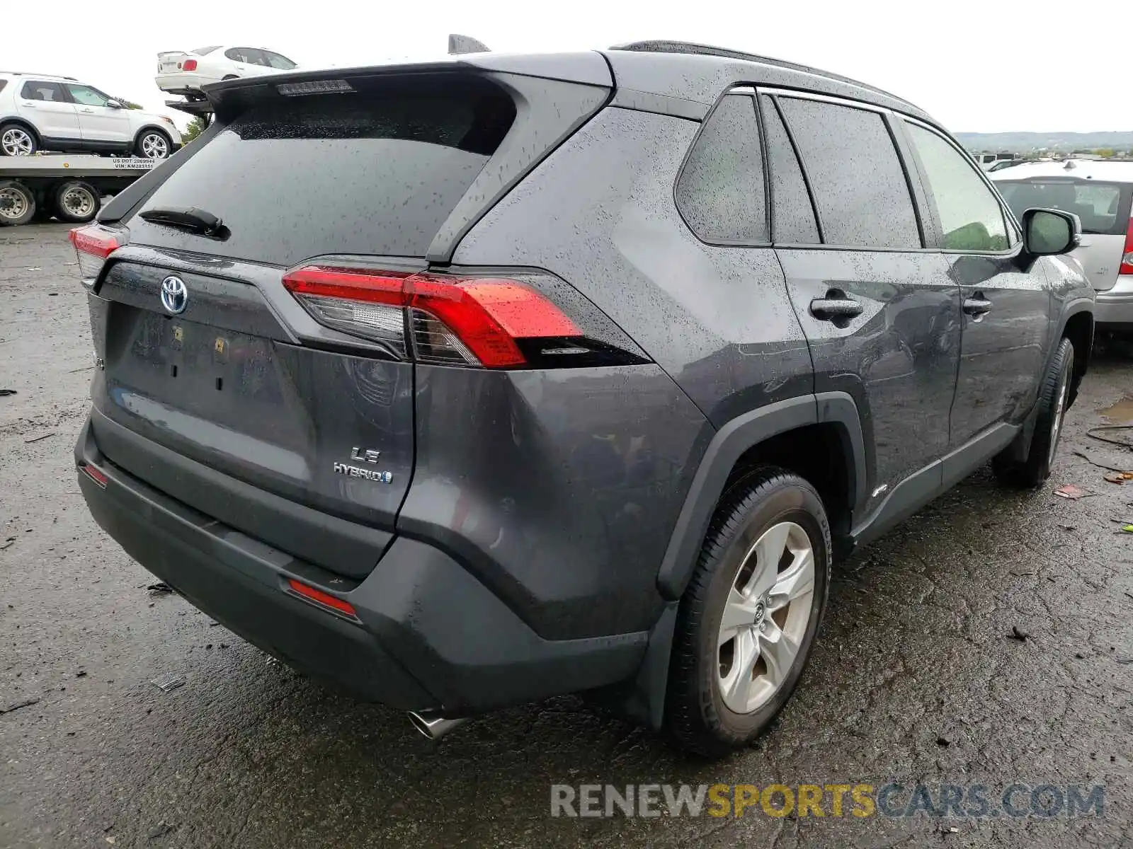 4 Photograph of a damaged car JTMMWRFV7KD029157 TOYOTA RAV4 2019