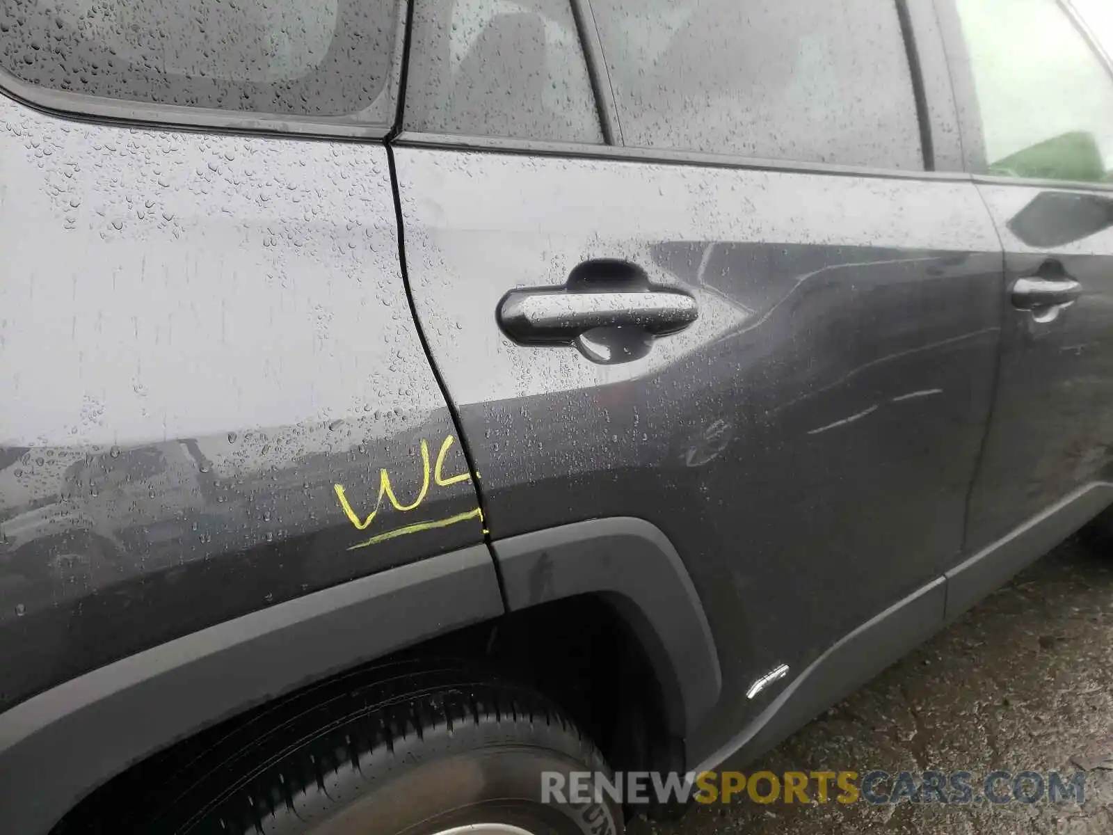 9 Photograph of a damaged car JTMMWRFV7KD029157 TOYOTA RAV4 2019