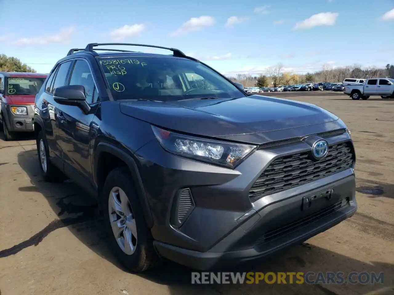 1 Photograph of a damaged car JTMMWRFV7KD033659 TOYOTA RAV4 2019