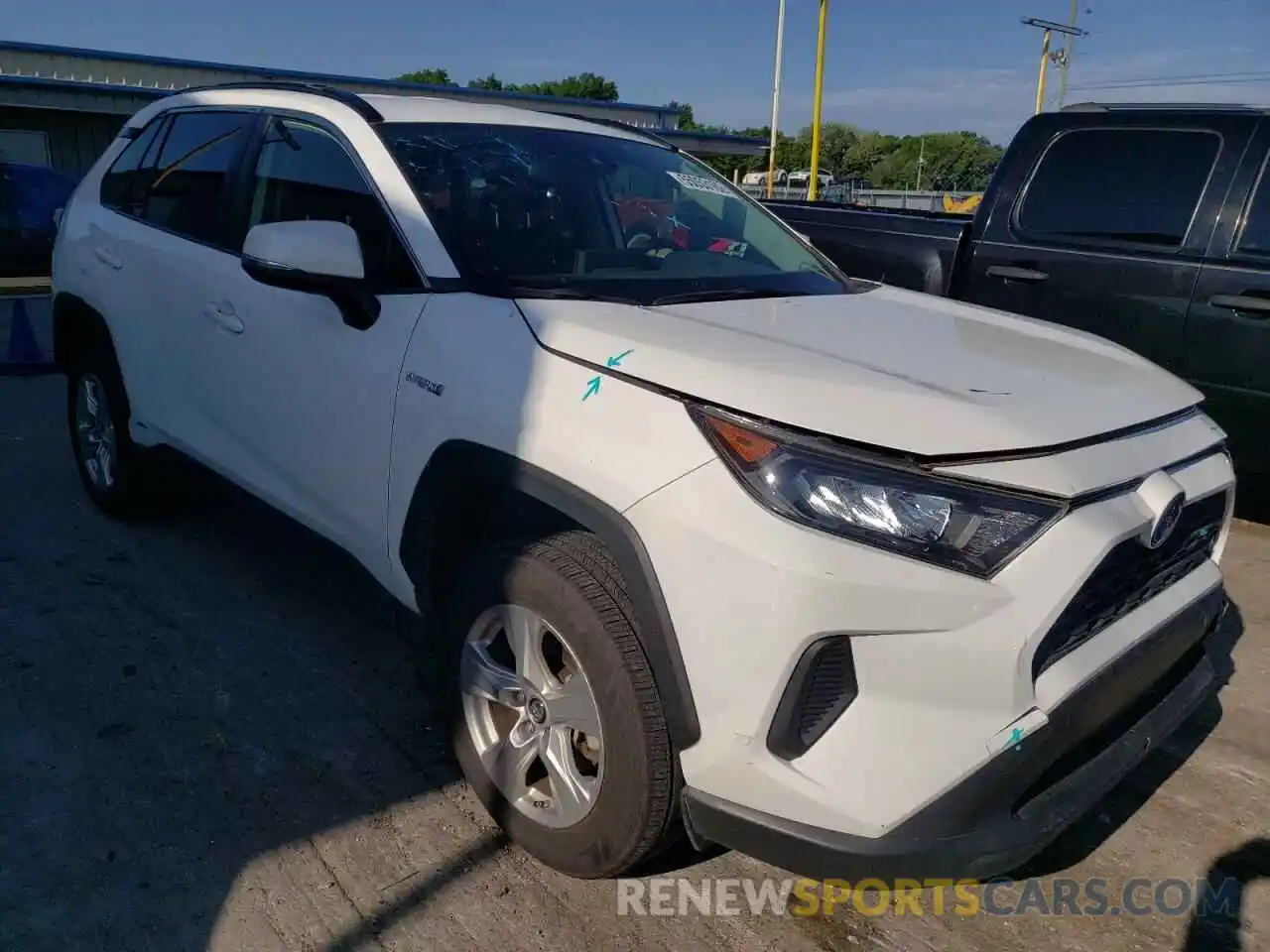 1 Photograph of a damaged car JTMMWRFV7KJ008228 TOYOTA RAV4 2019