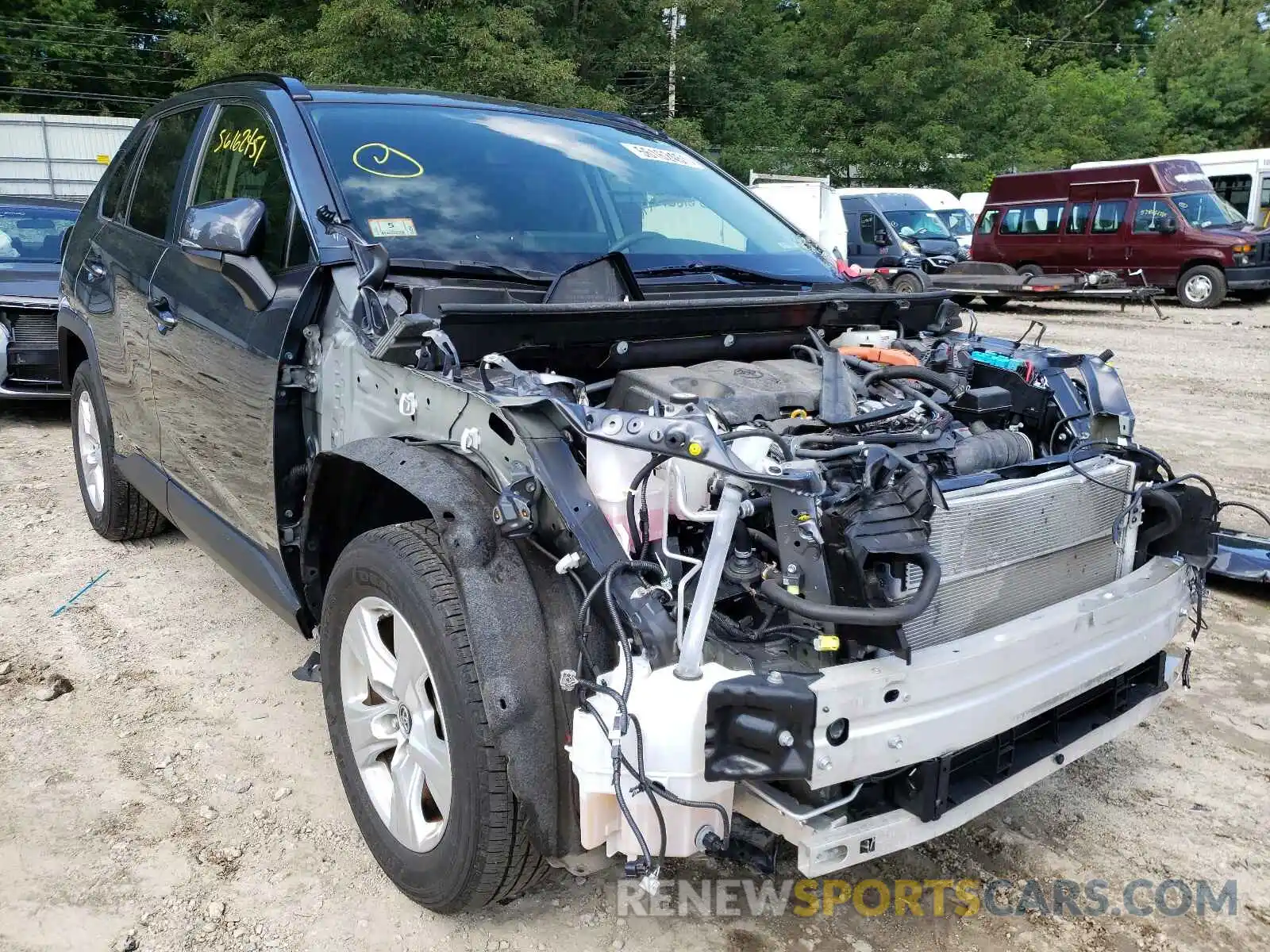 1 Photograph of a damaged car JTMMWRFV8KD008172 TOYOTA RAV4 2019