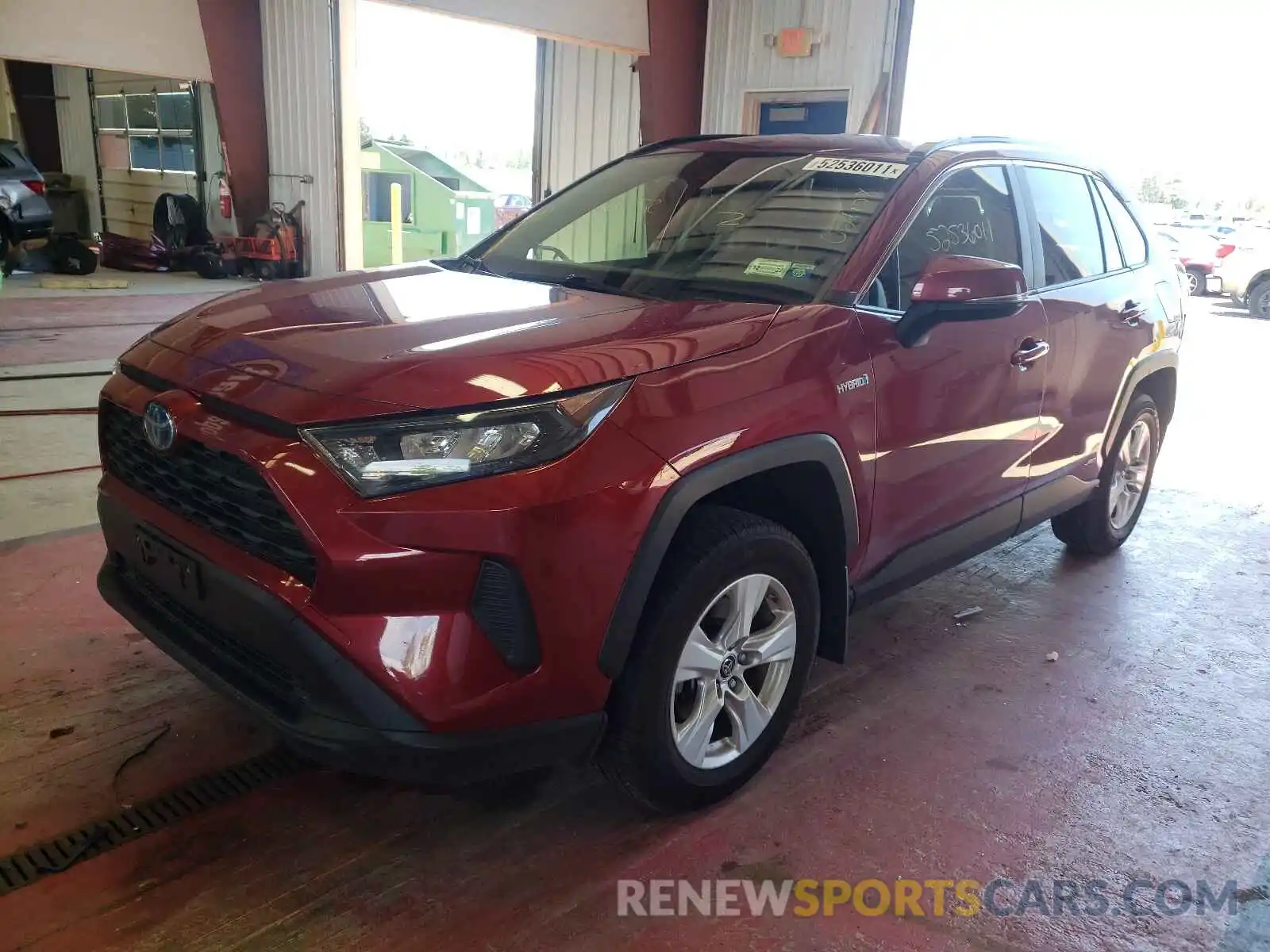 2 Фотография поврежденного автомобиля JTMMWRFV8KD024128 TOYOTA RAV4 2019