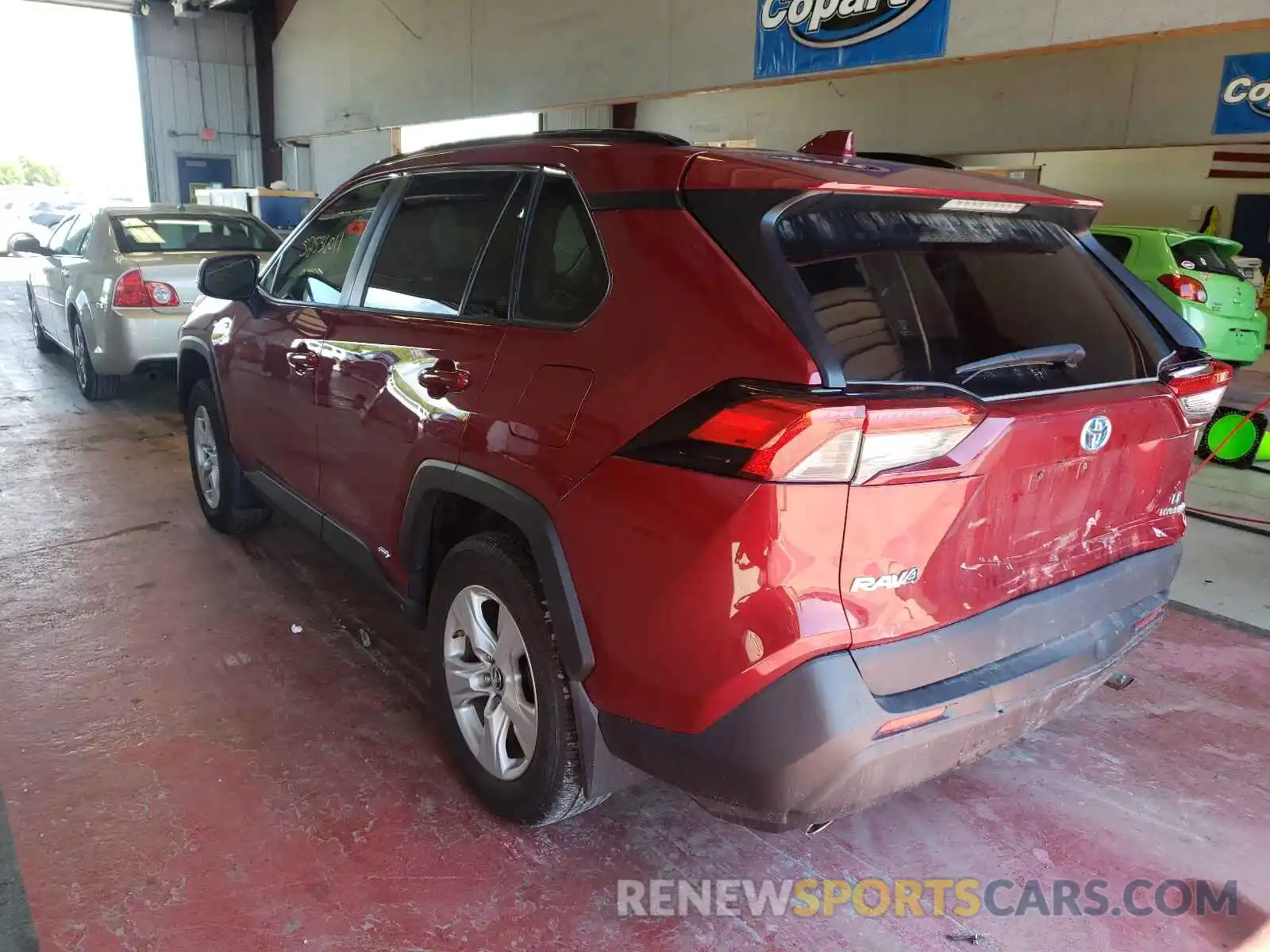 3 Фотография поврежденного автомобиля JTMMWRFV8KD024128 TOYOTA RAV4 2019