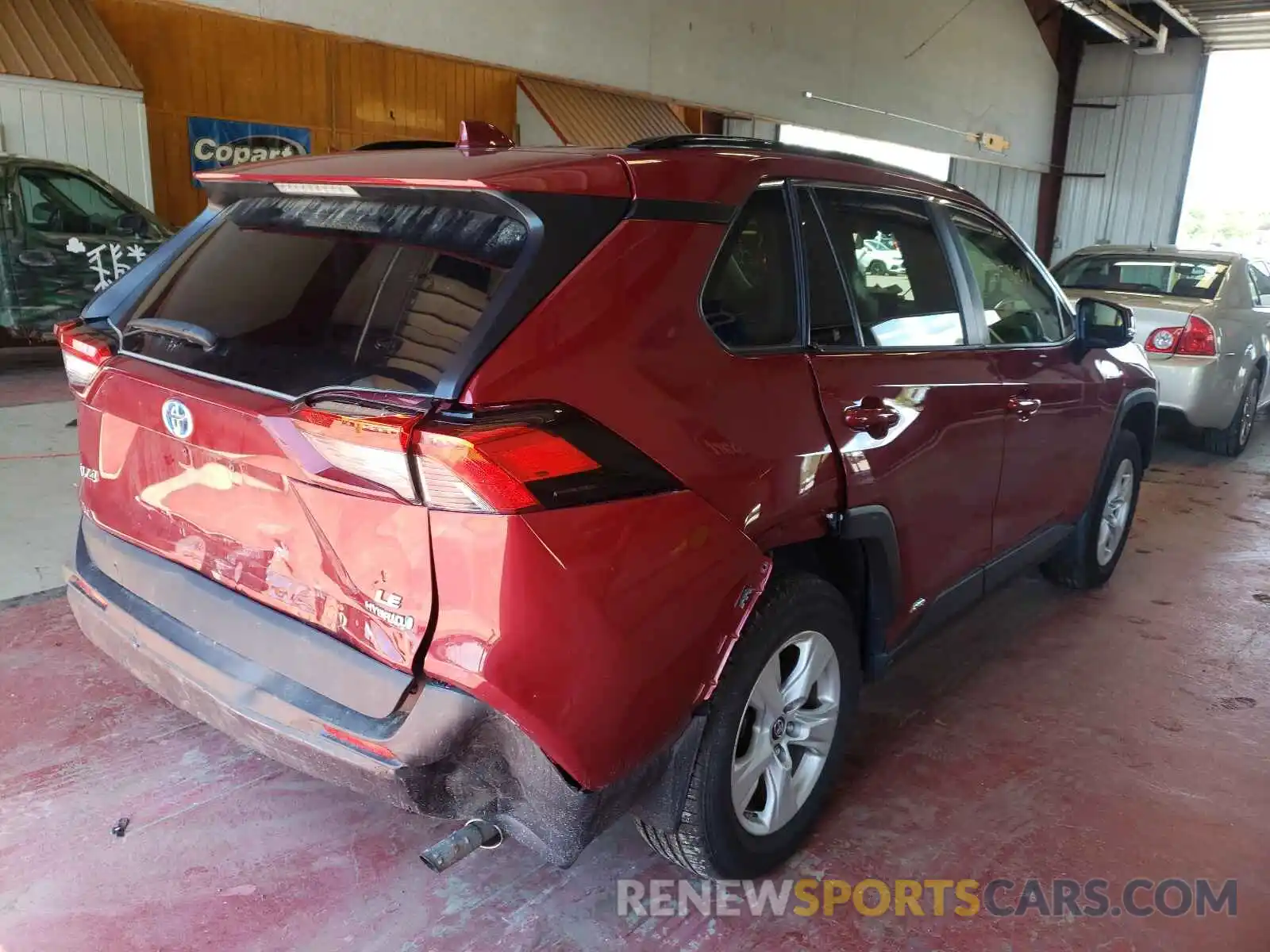 4 Photograph of a damaged car JTMMWRFV8KD024128 TOYOTA RAV4 2019