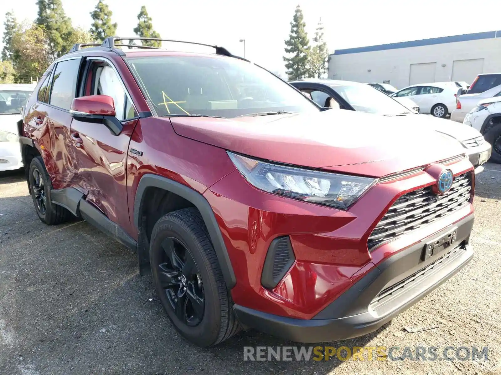 1 Photograph of a damaged car JTMMWRFV8KD029829 TOYOTA RAV4 2019