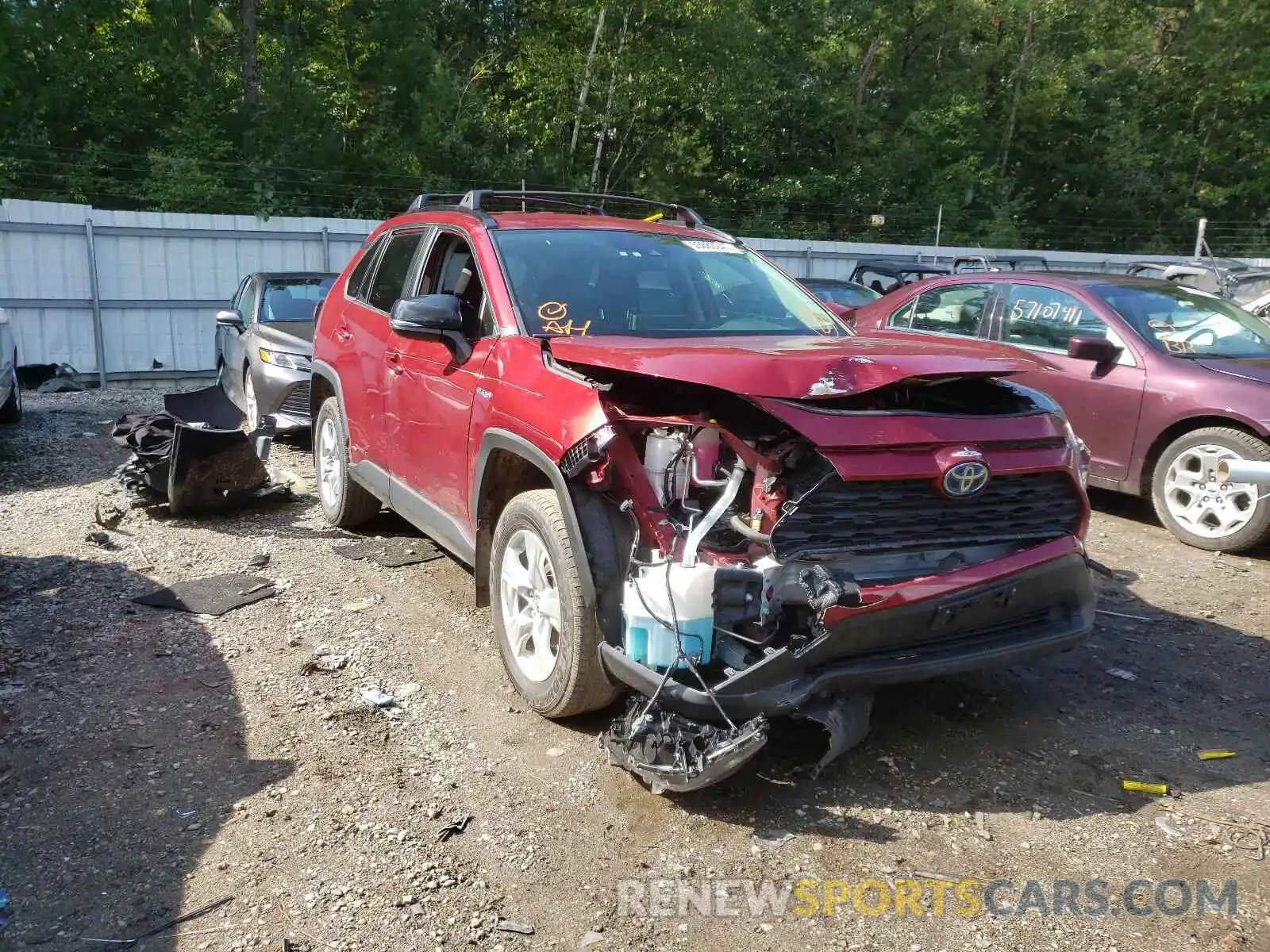 1 Photograph of a damaged car JTMMWRFV8KJ005774 TOYOTA RAV4 2019