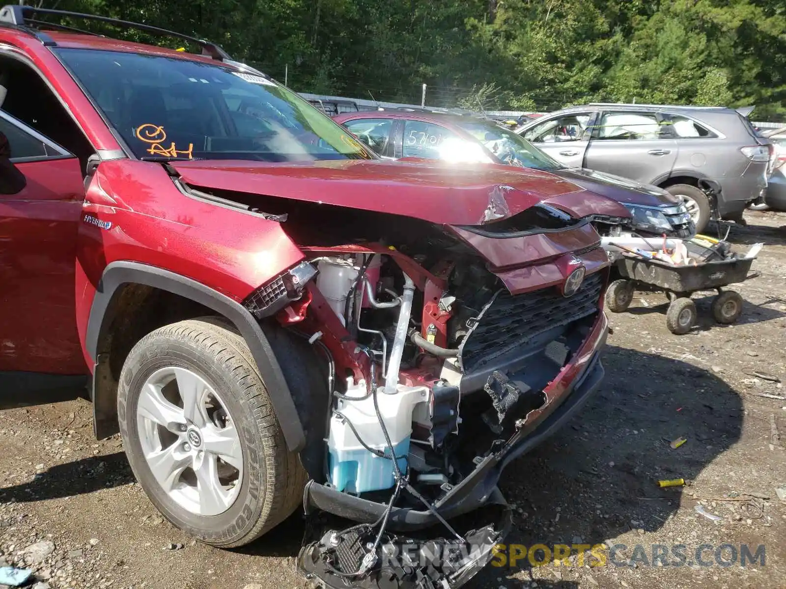 9 Фотография поврежденного автомобиля JTMMWRFV8KJ005774 TOYOTA RAV4 2019