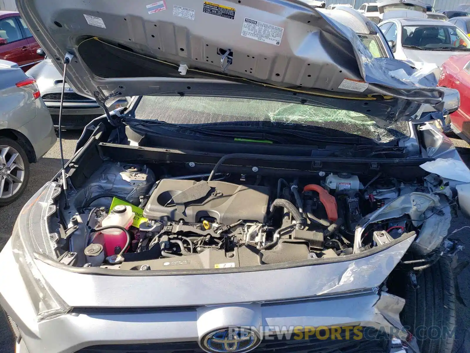 7 Photograph of a damaged car JTMMWRFV9KD009119 TOYOTA RAV4 2019