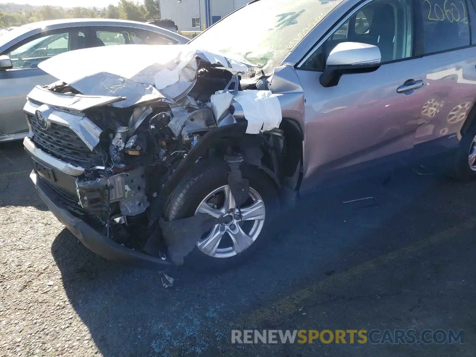 9 Photograph of a damaged car JTMMWRFV9KD009119 TOYOTA RAV4 2019