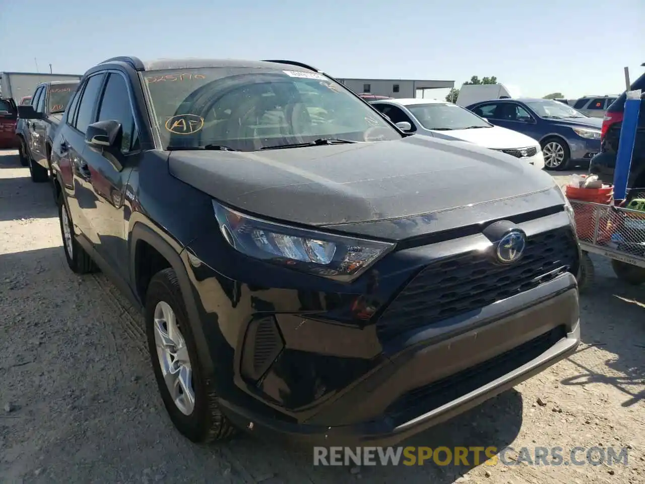 1 Photograph of a damaged car JTMMWRFV9KD025790 TOYOTA RAV4 2019