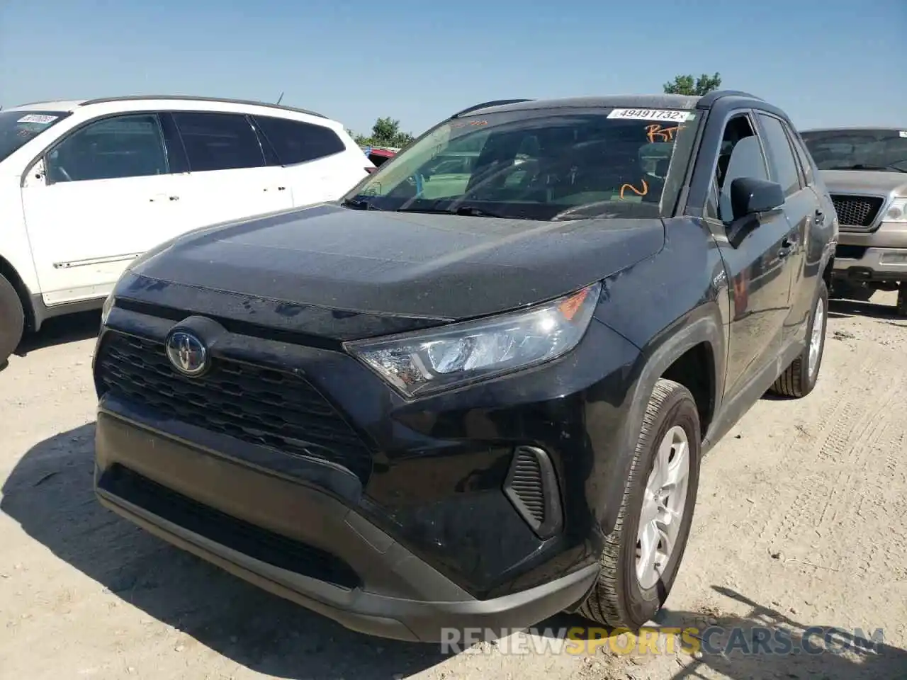 2 Photograph of a damaged car JTMMWRFV9KD025790 TOYOTA RAV4 2019