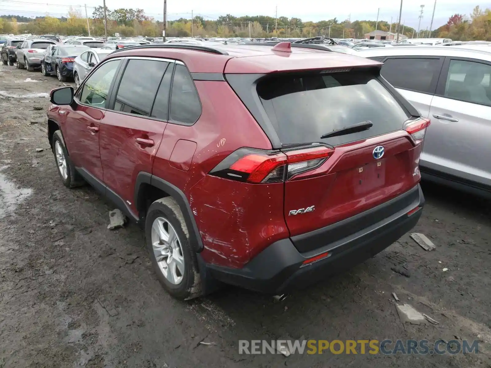 3 Photograph of a damaged car JTMMWRFV9KD036840 TOYOTA RAV4 2019