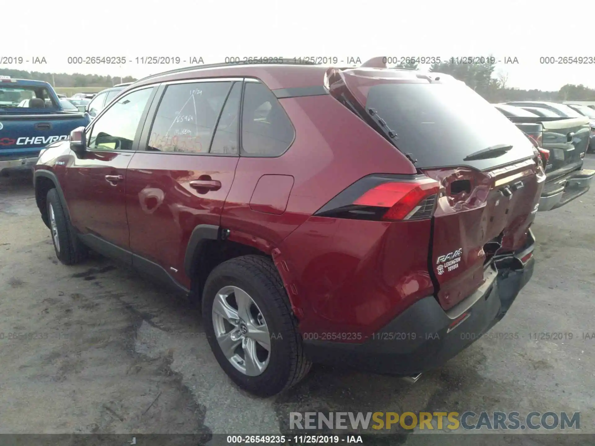 3 Фотография поврежденного автомобиля JTMMWRFV9KD515498 TOYOTA RAV4 2019