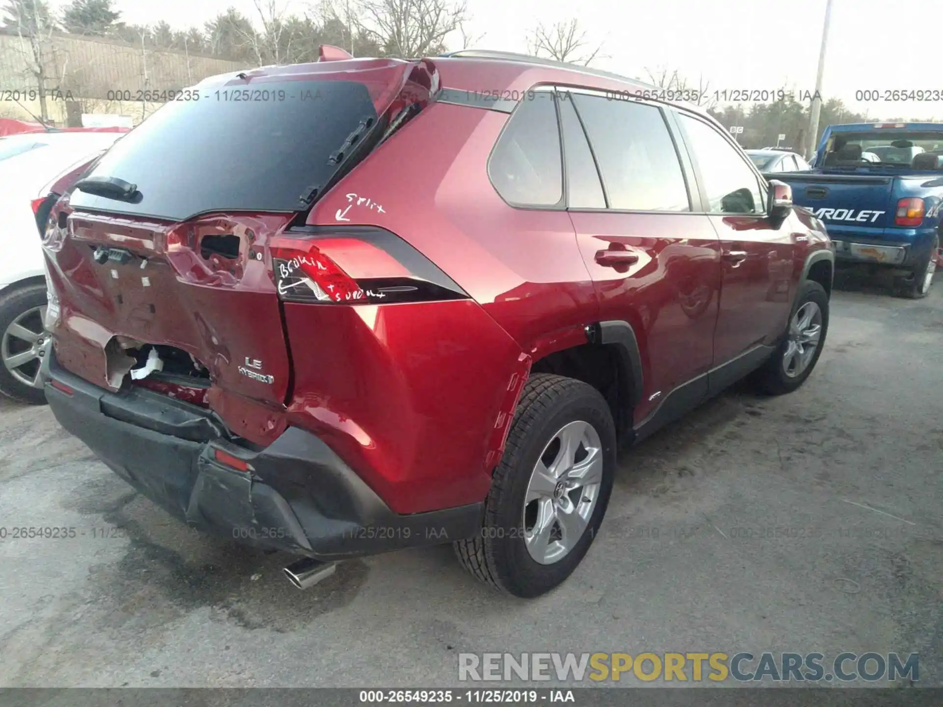 4 Photograph of a damaged car JTMMWRFV9KD515498 TOYOTA RAV4 2019