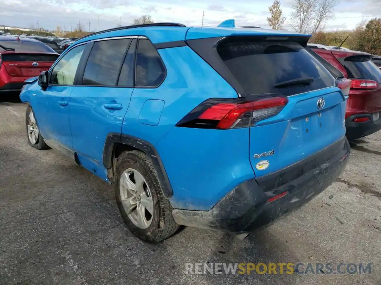 3 Фотография поврежденного автомобиля JTMMWRFVXKD014281 TOYOTA RAV4 2019