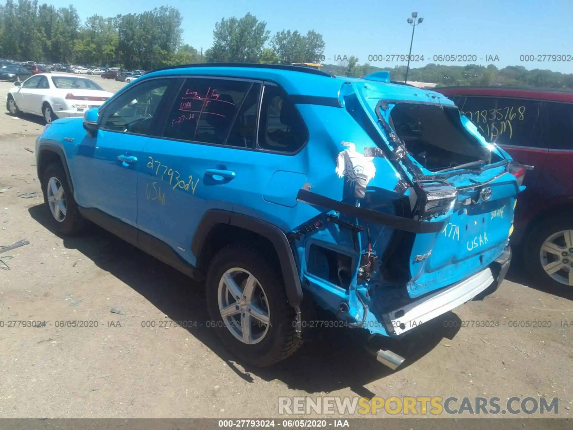 3 Photograph of a damaged car JTMMWRFVXKD024857 TOYOTA RAV4 2019