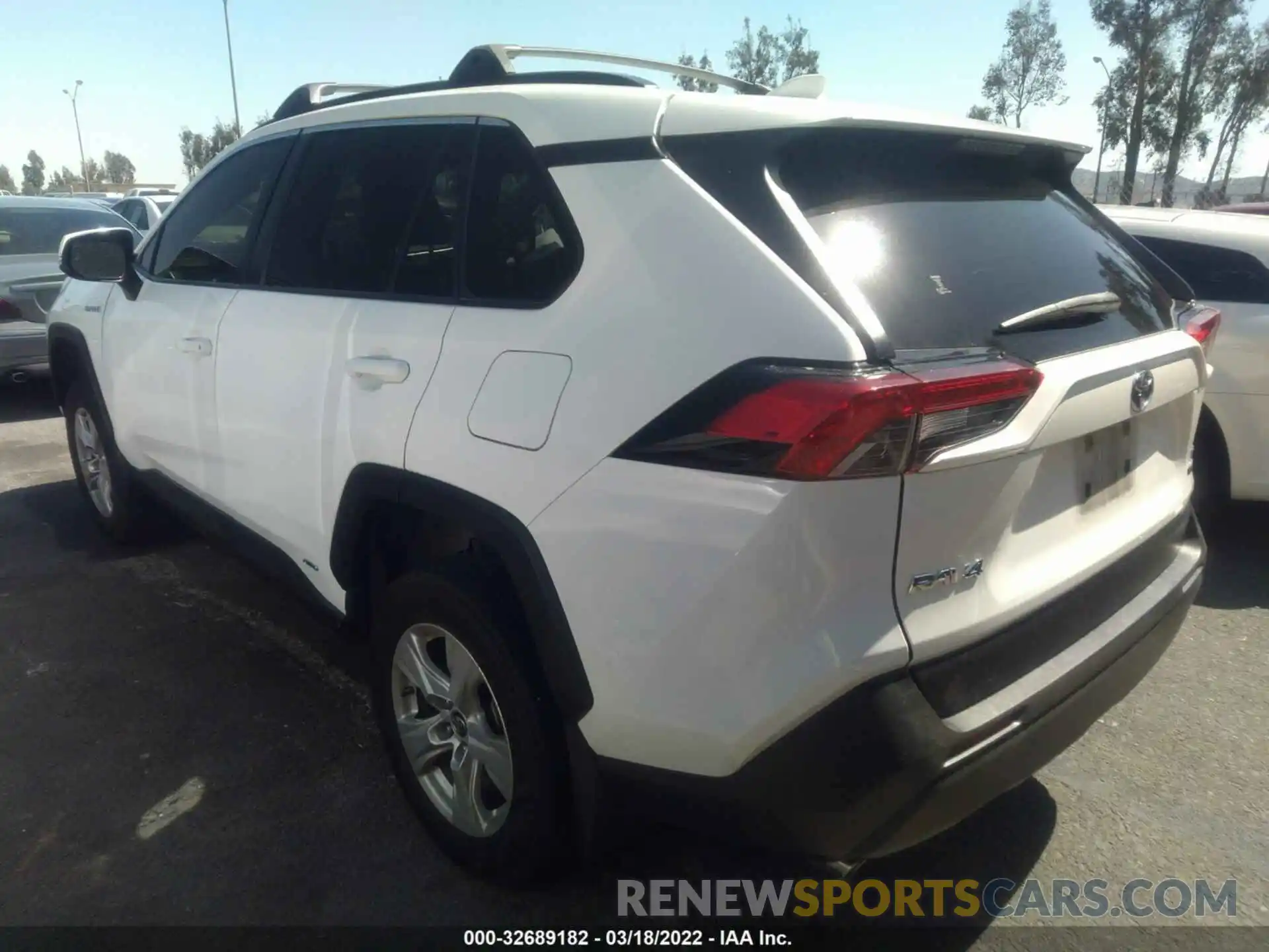 3 Фотография поврежденного автомобиля JTMMWRFVXKD025779 TOYOTA RAV4 2019