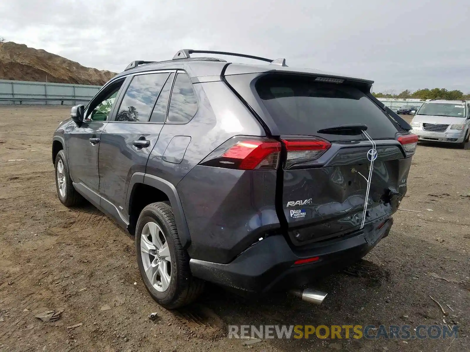 3 Фотография поврежденного автомобиля JTMMWRFVXKD032246 TOYOTA RAV4 2019