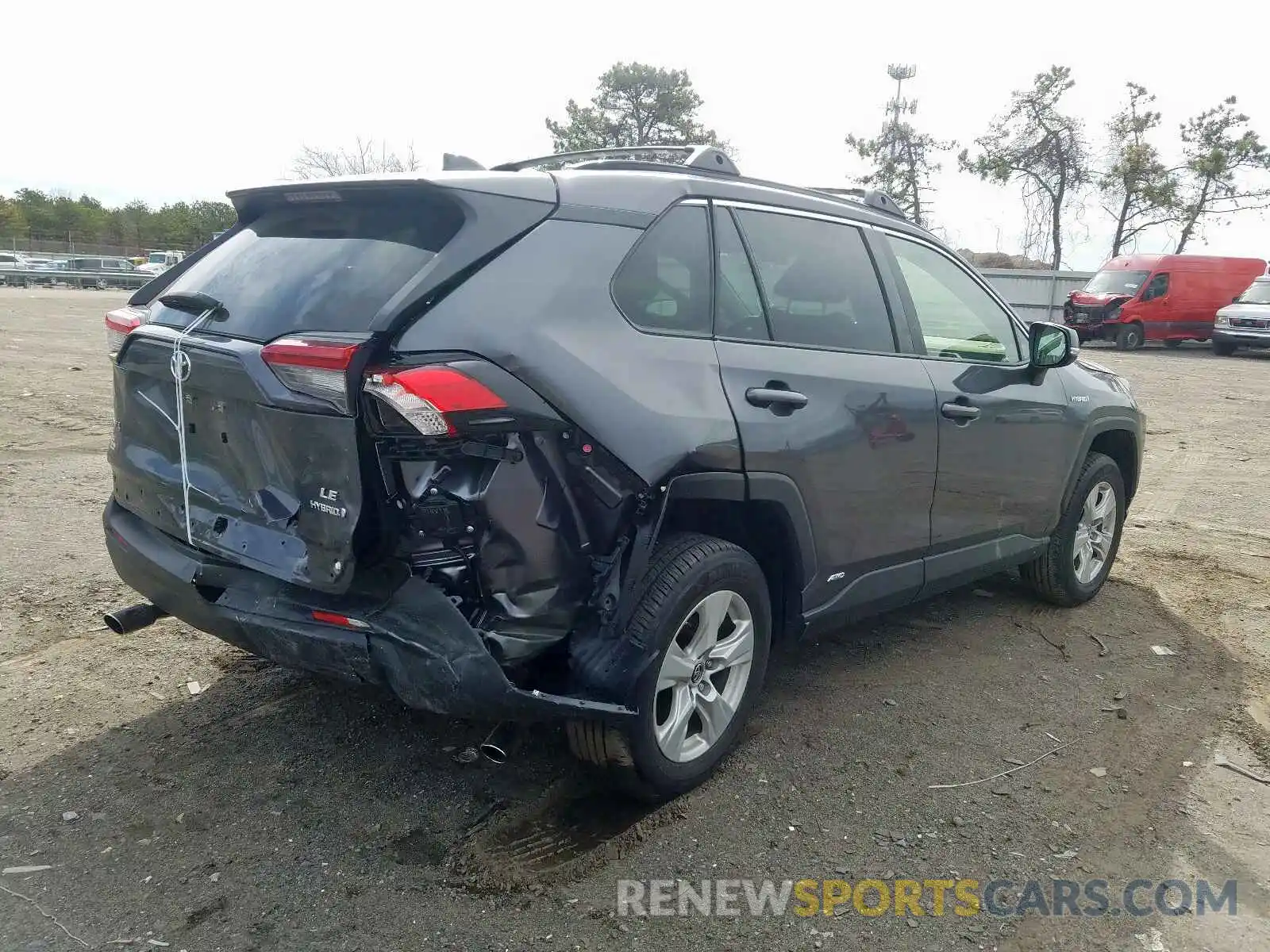 4 Photograph of a damaged car JTMMWRFVXKD032246 TOYOTA RAV4 2019