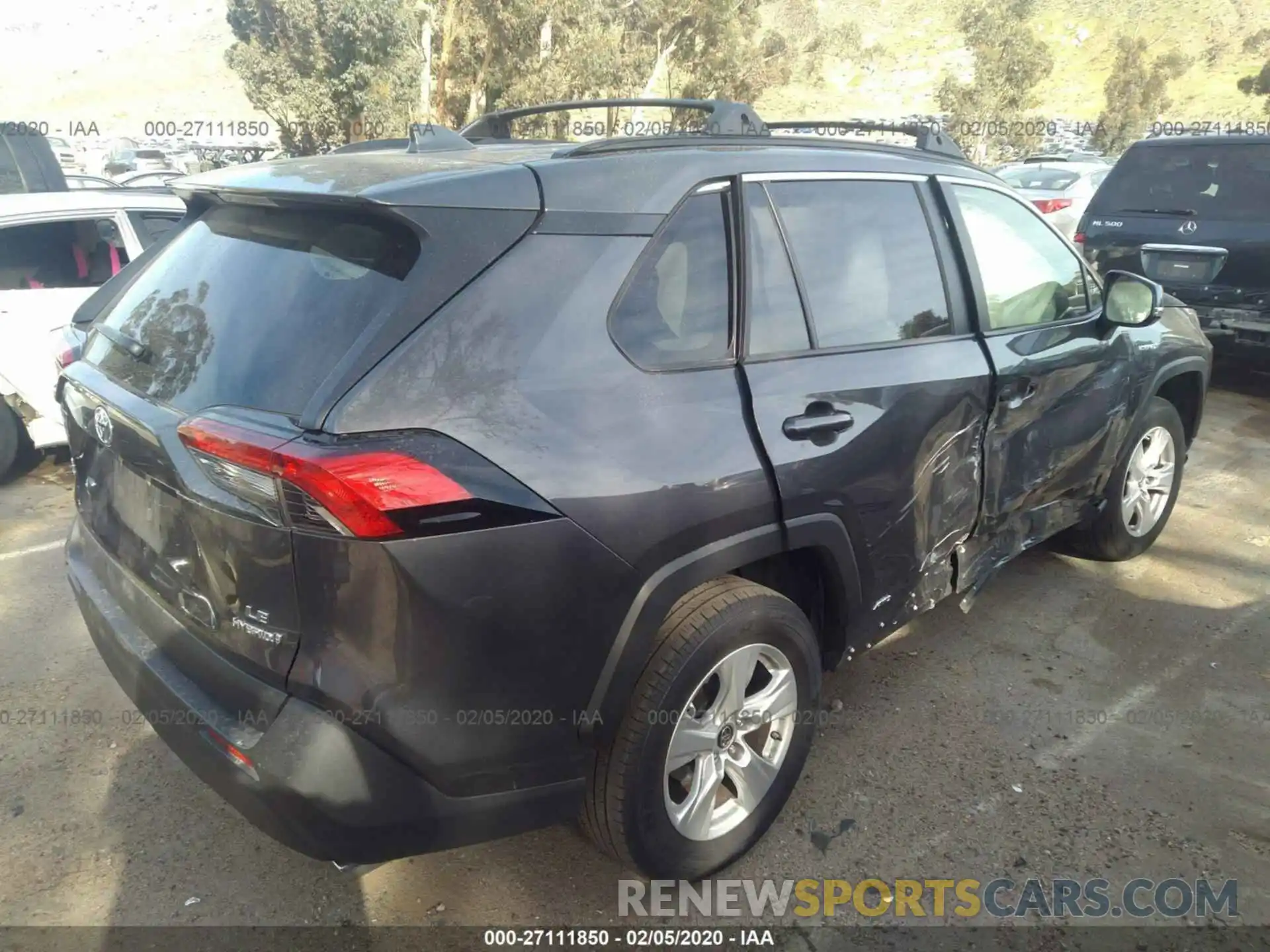 4 Фотография поврежденного автомобиля JTMMWRFVXKD035373 TOYOTA RAV4 2019