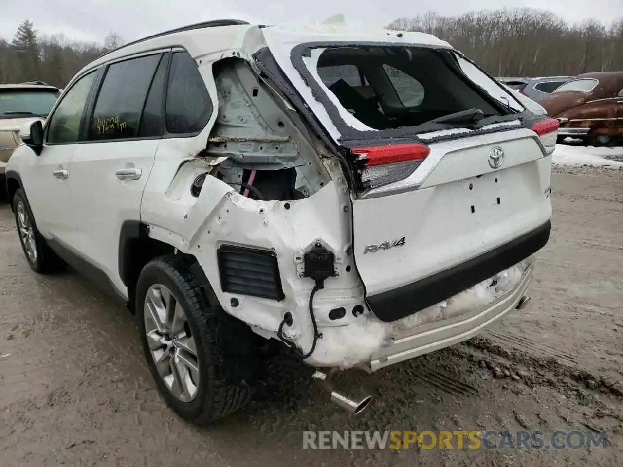 9 Photograph of a damaged car JTMN1RFV0KD002515 TOYOTA RAV4 2019