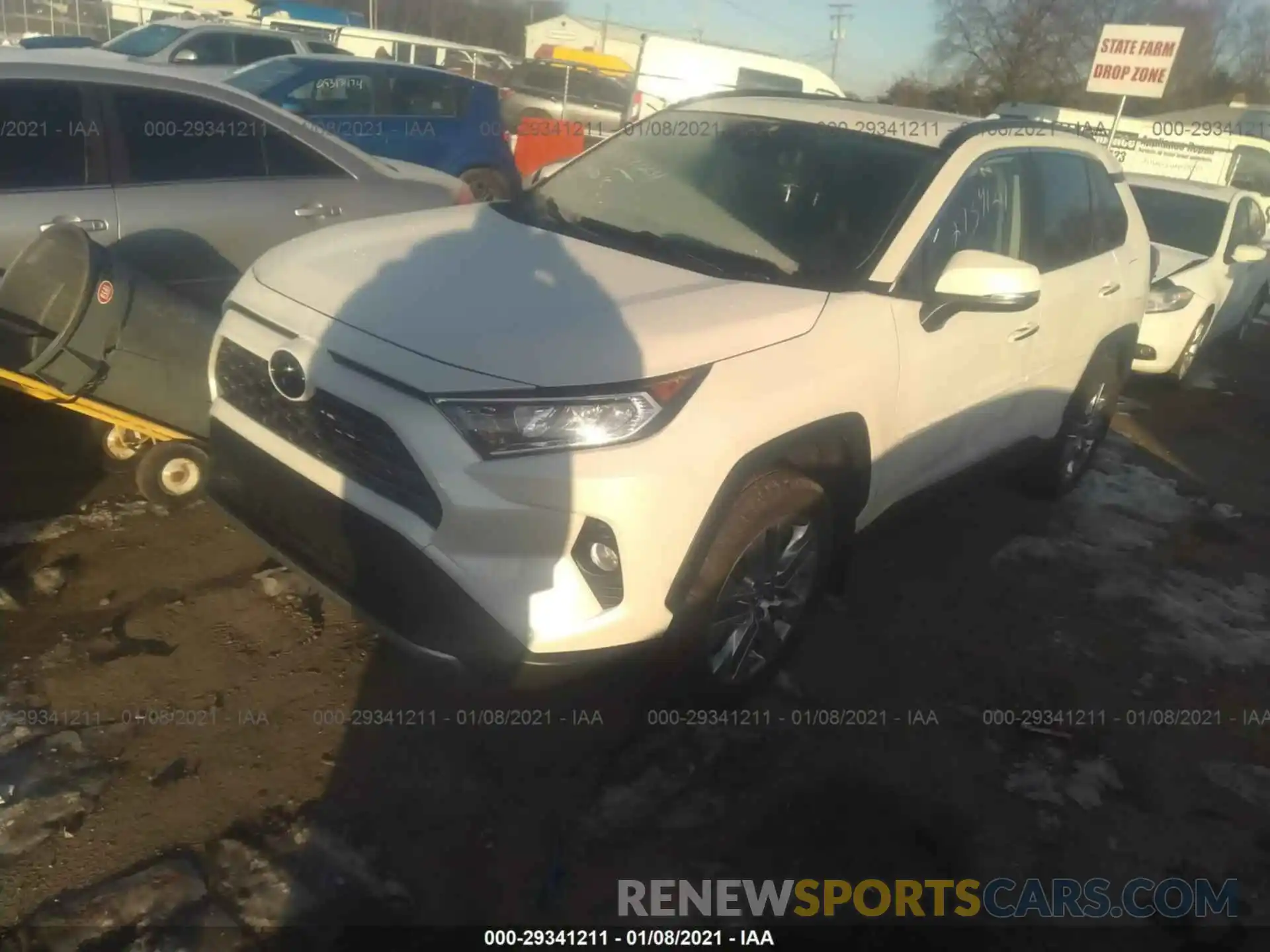 2 Photograph of a damaged car JTMN1RFV0KD015331 TOYOTA RAV4 2019