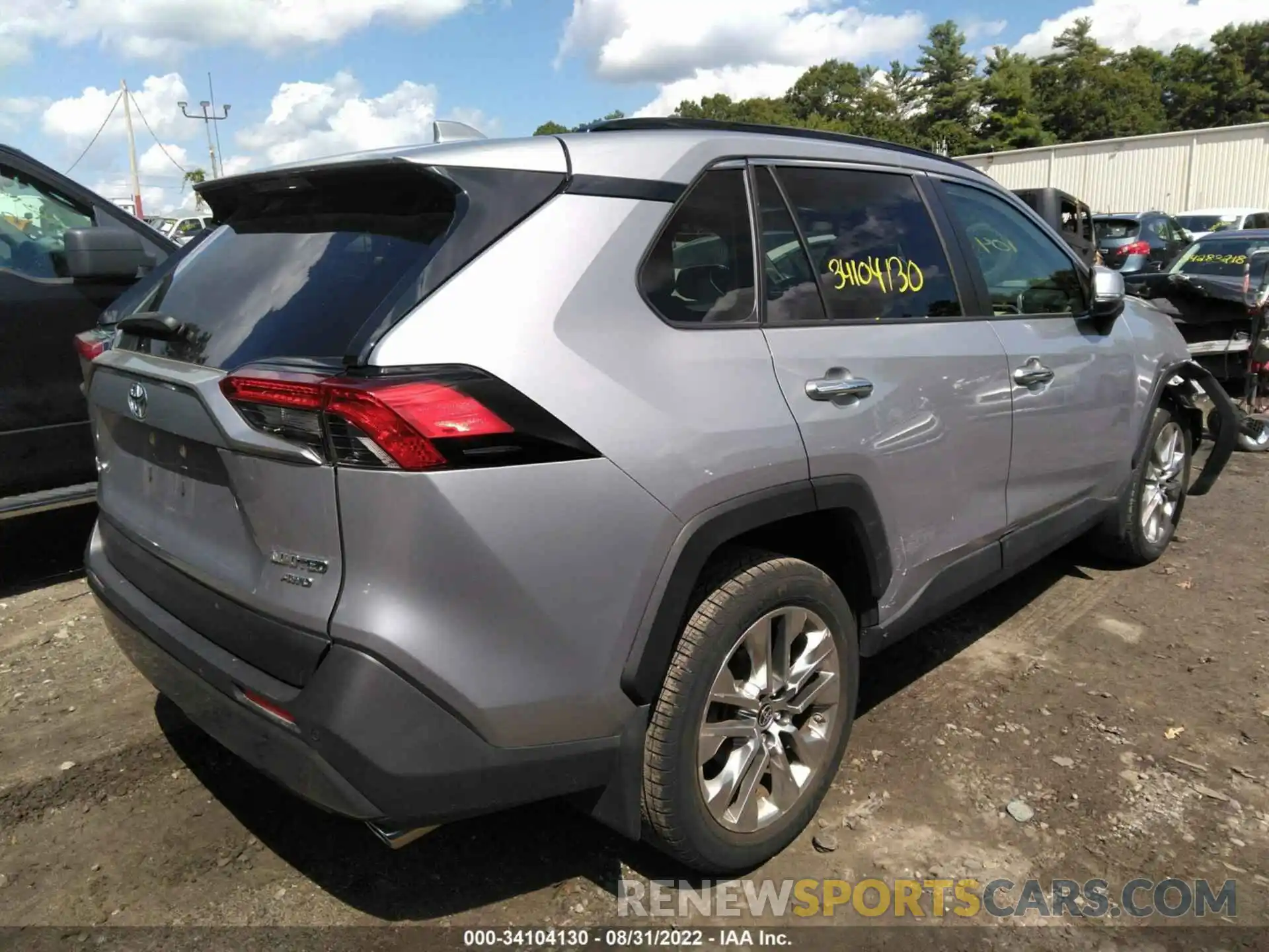 4 Photograph of a damaged car JTMN1RFV0KD041699 TOYOTA RAV4 2019