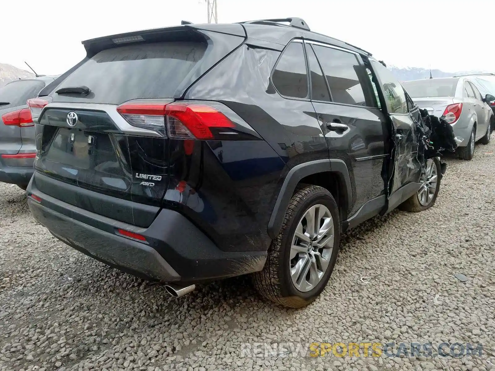 4 Фотография поврежденного автомобиля JTMN1RFV0KD507437 TOYOTA RAV4 2019