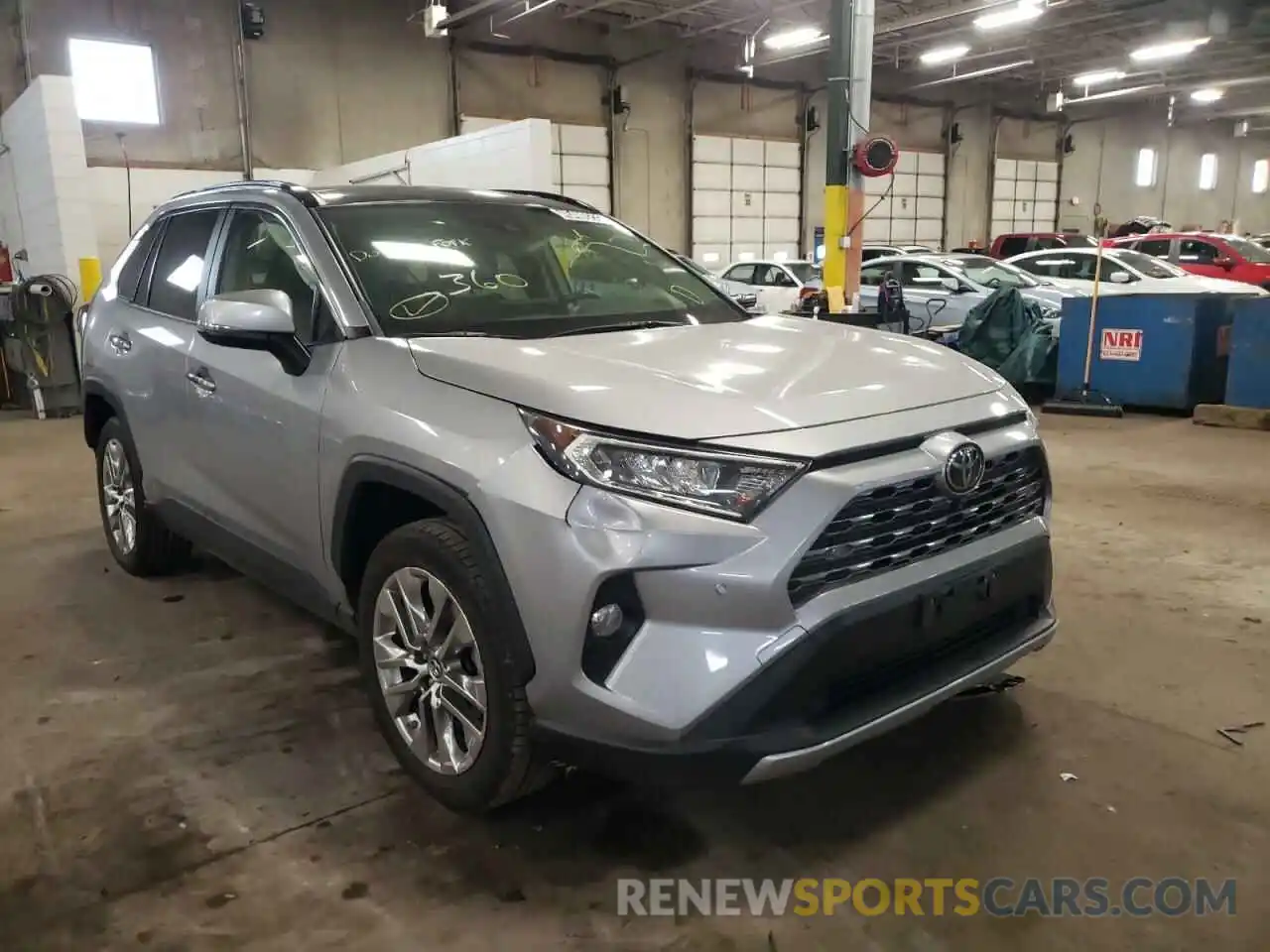 1 Photograph of a damaged car JTMN1RFV0KD518955 TOYOTA RAV4 2019