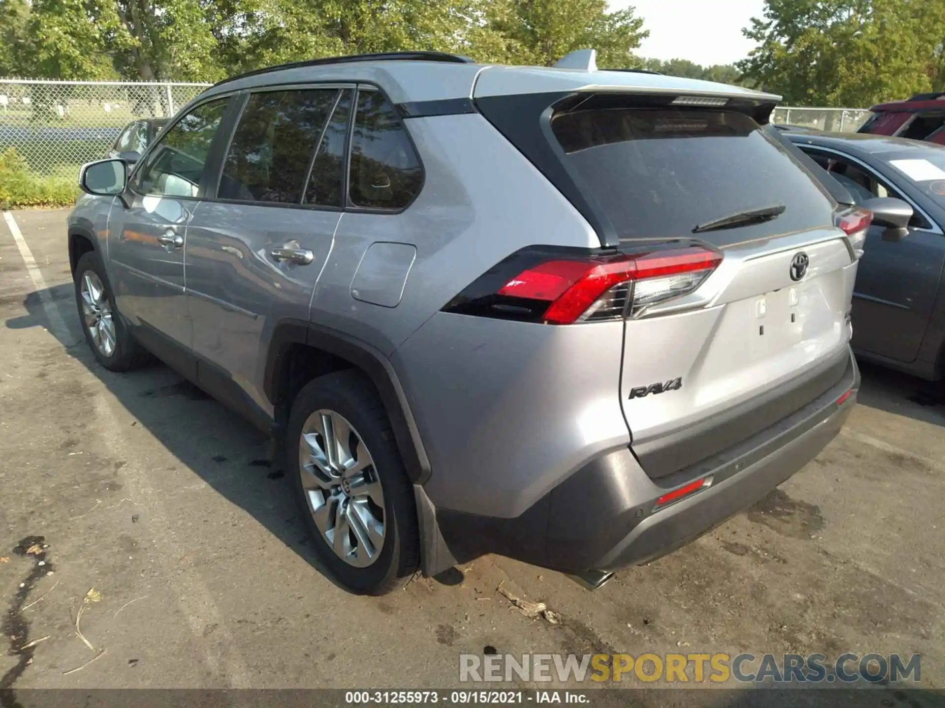 3 Photograph of a damaged car JTMN1RFV0KD522861 TOYOTA RAV4 2019