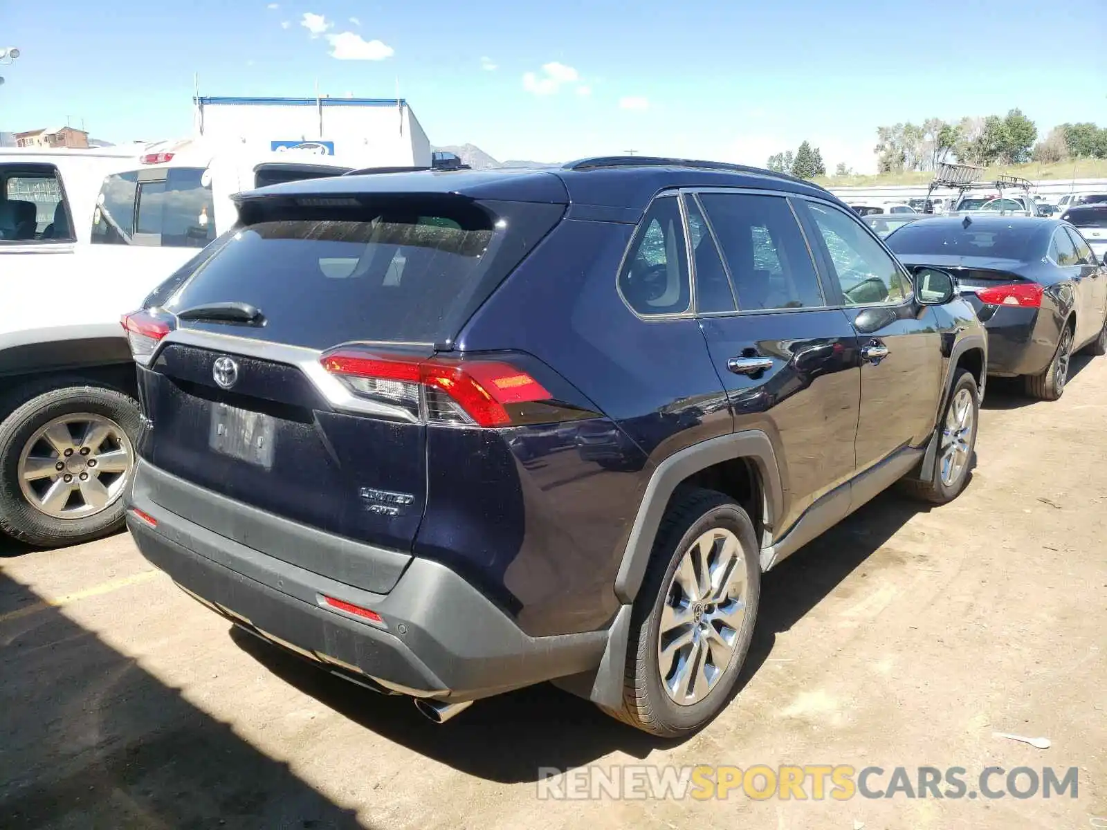 4 Photograph of a damaged car JTMN1RFV1KD012261 TOYOTA RAV4 2019