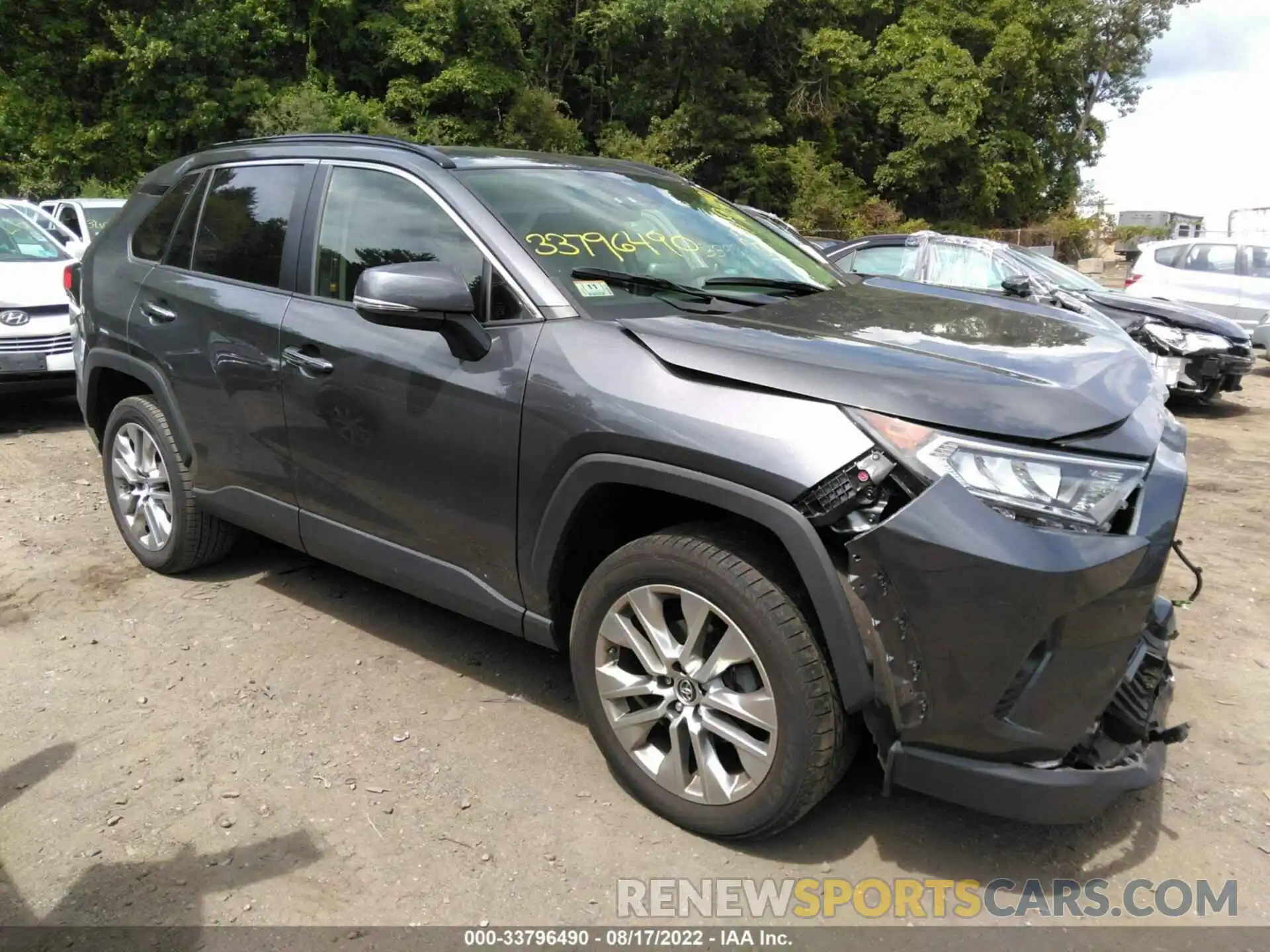 1 Photograph of a damaged car JTMN1RFV1KD034194 TOYOTA RAV4 2019