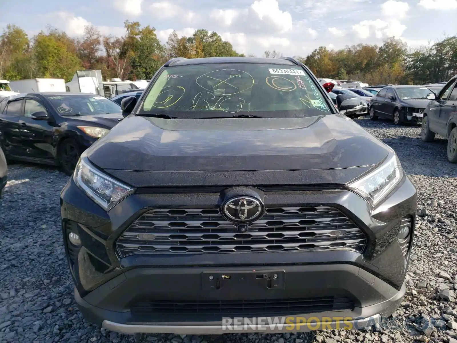 9 Photograph of a damaged car JTMN1RFV1KD502781 TOYOTA RAV4 2019