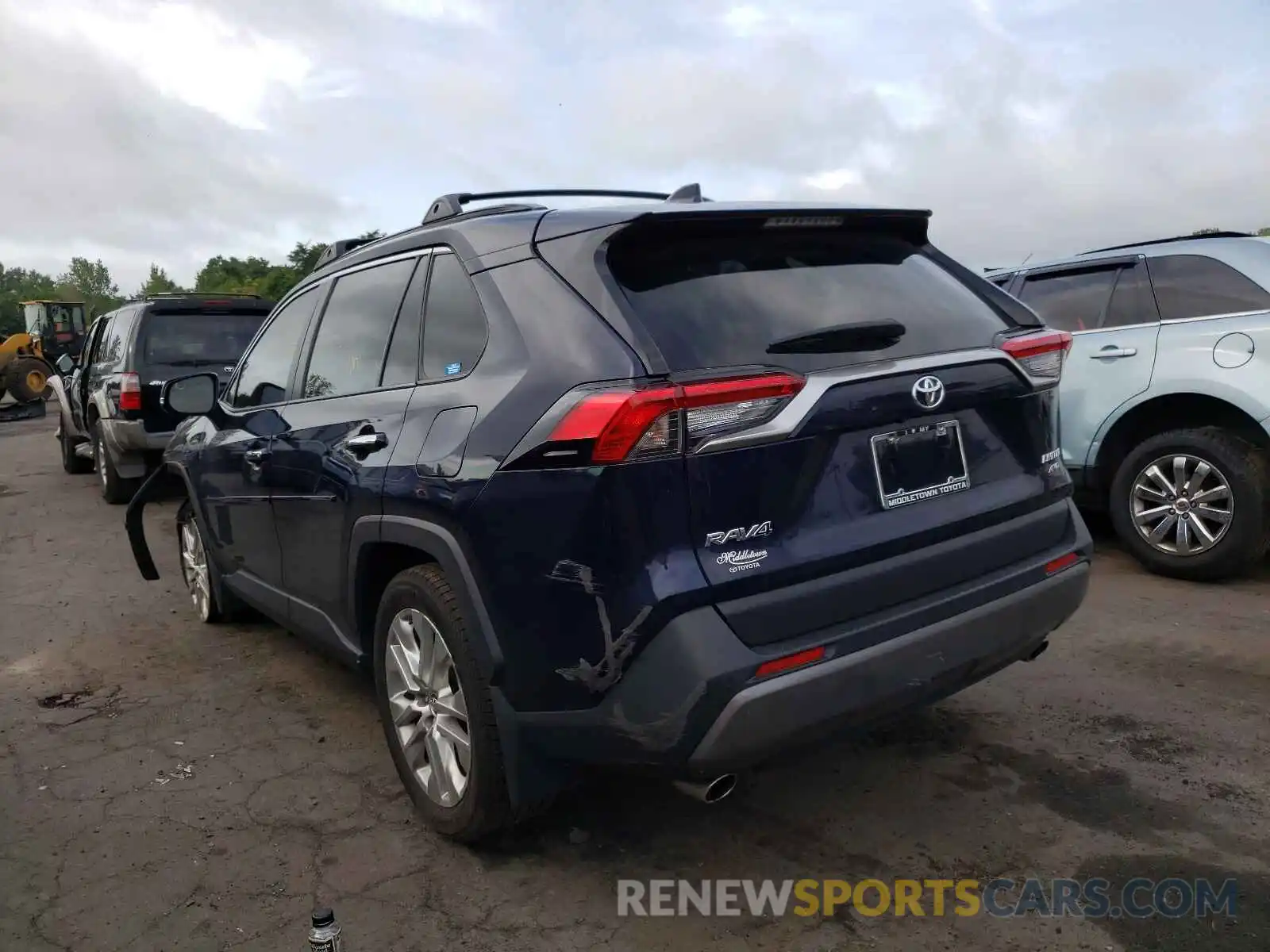 3 Photograph of a damaged car JTMN1RFV1KD519936 TOYOTA RAV4 2019