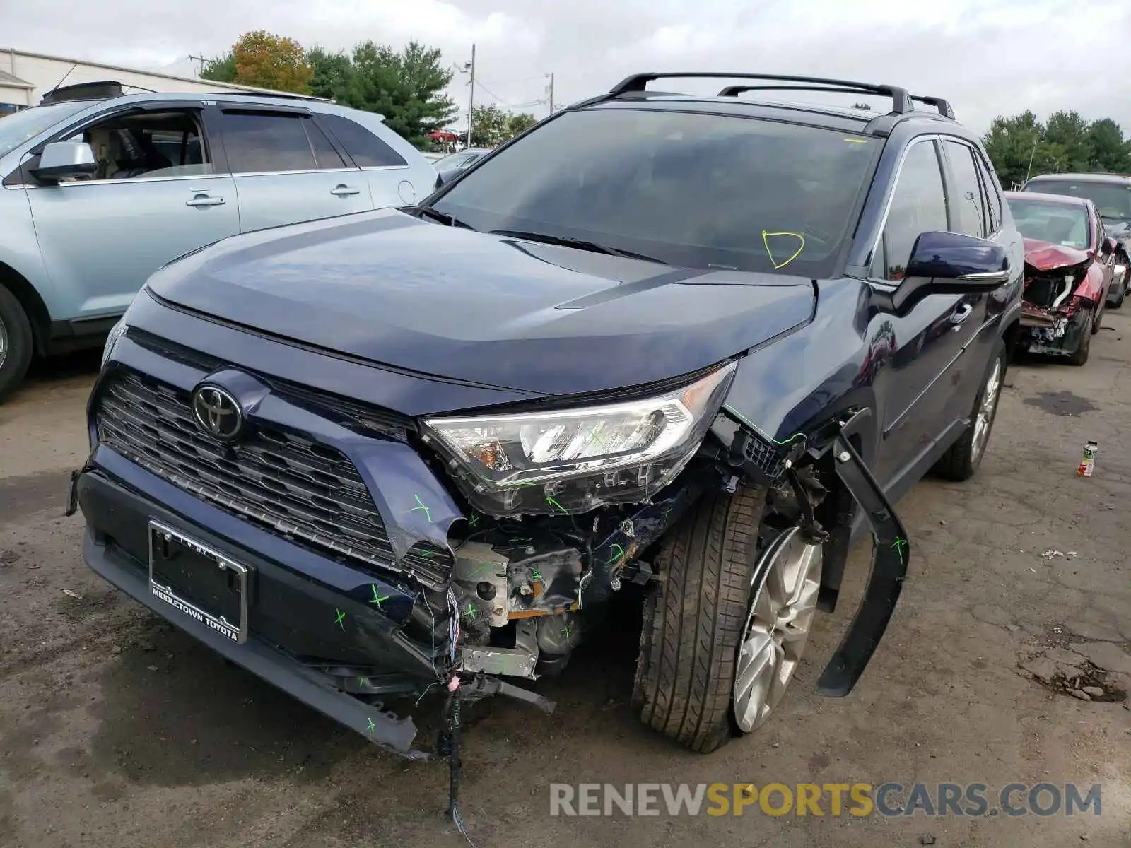 9 Photograph of a damaged car JTMN1RFV1KD519936 TOYOTA RAV4 2019