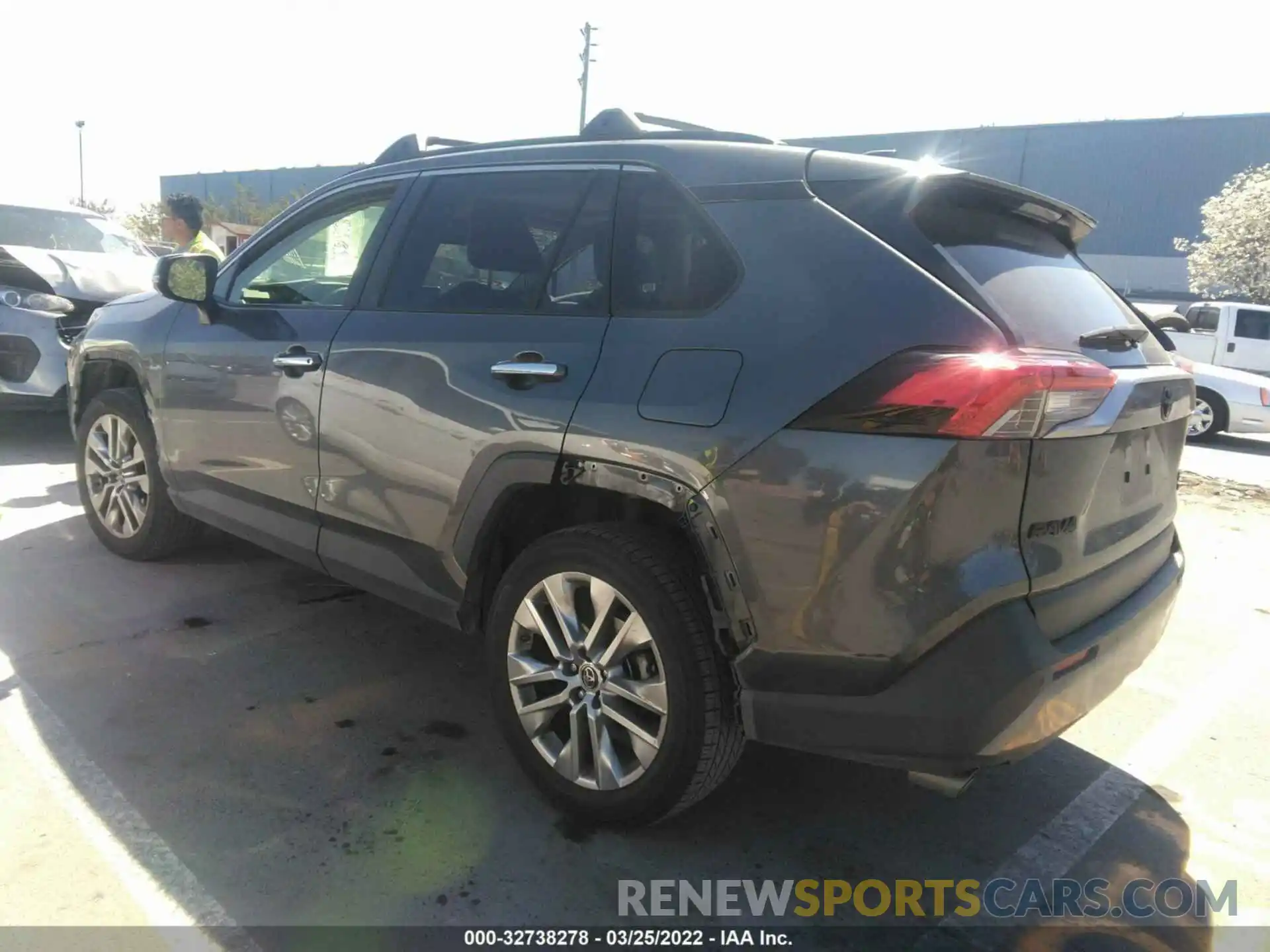 3 Photograph of a damaged car JTMN1RFV1KD520844 TOYOTA RAV4 2019